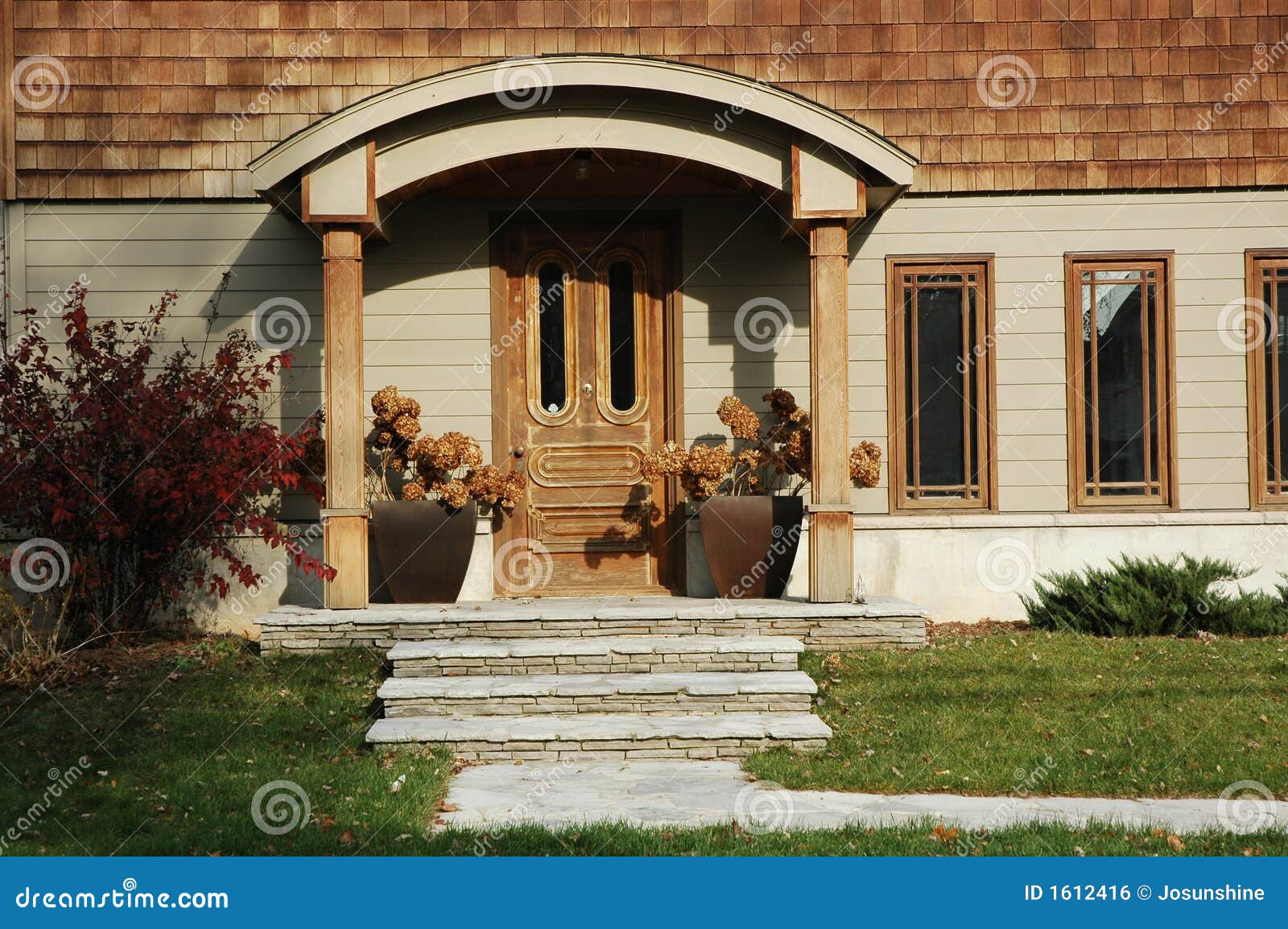 Wood Home Entrance stock photo. Image of curve, rooft 1612416