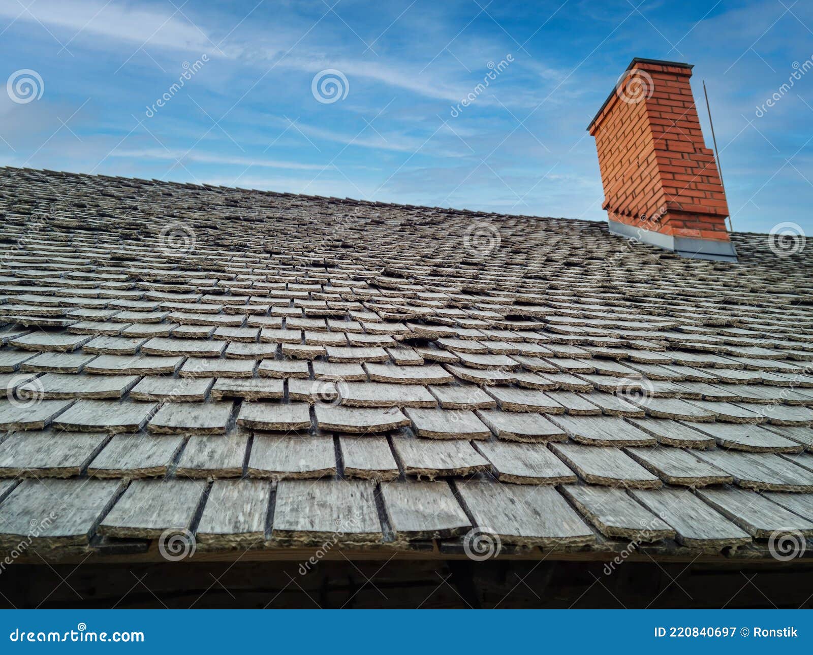 wood shingle roof