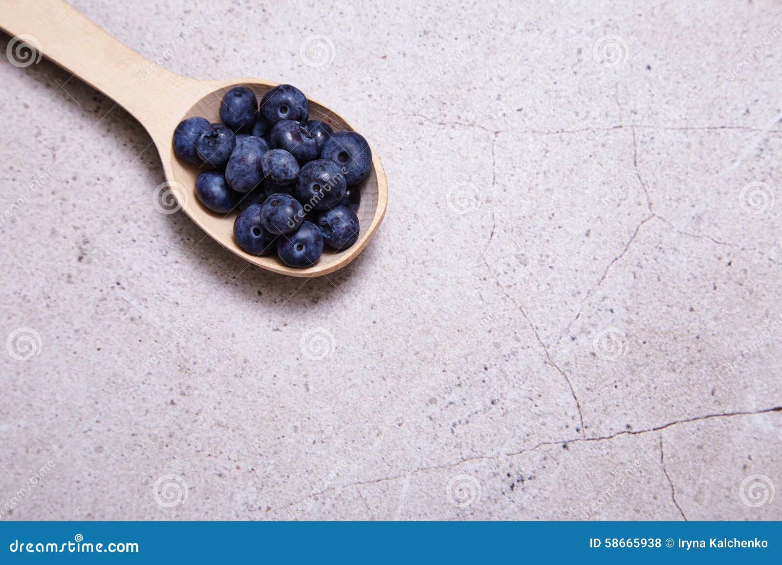 Wood Spoon Juicy Ripe Natural Organic Berries Blueberries Diet Stock ...