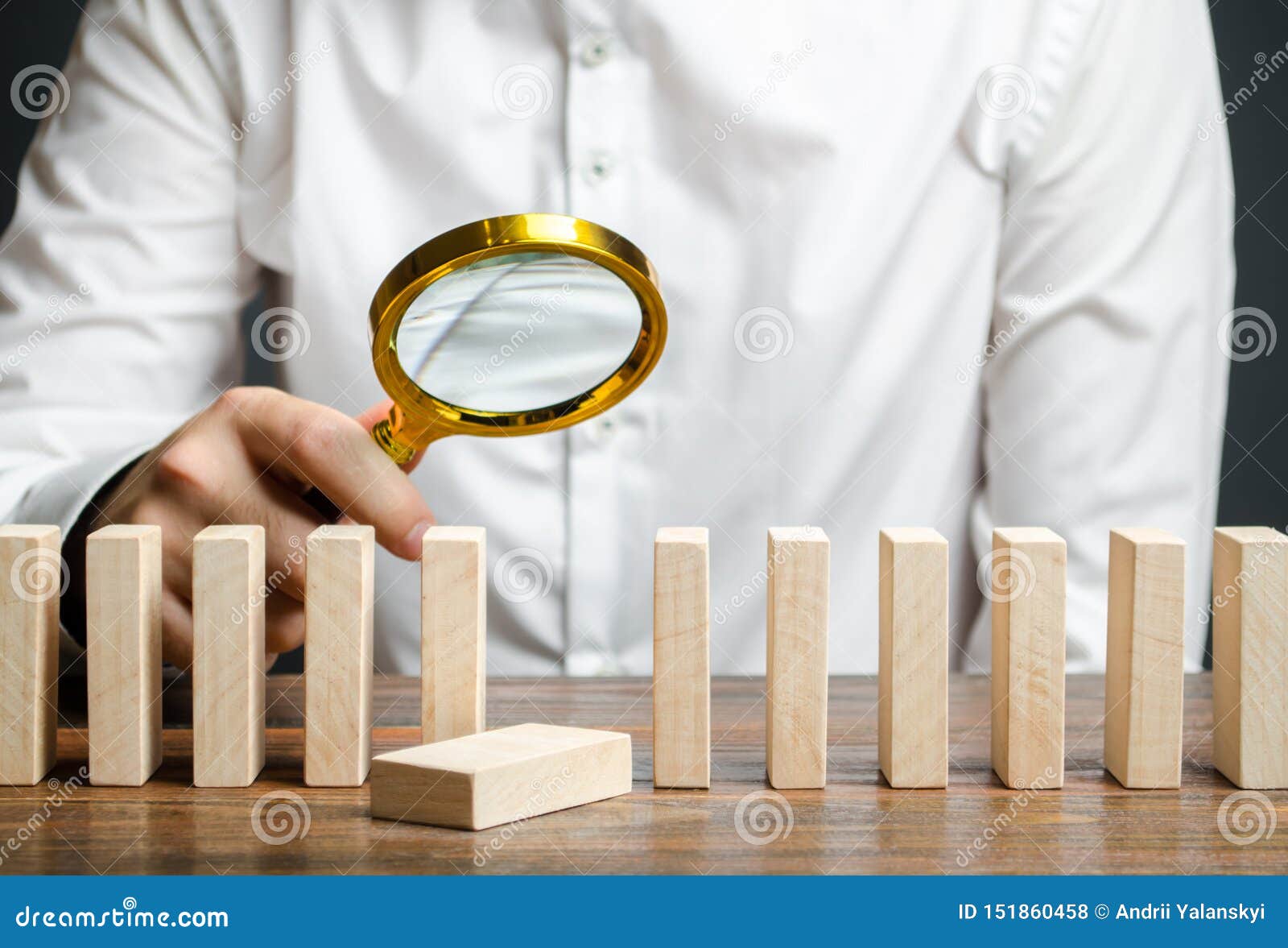 the wooden block fell out of order. the study of business mistakes. weak link. unreliable and unsuccessful plan. risk assessment
