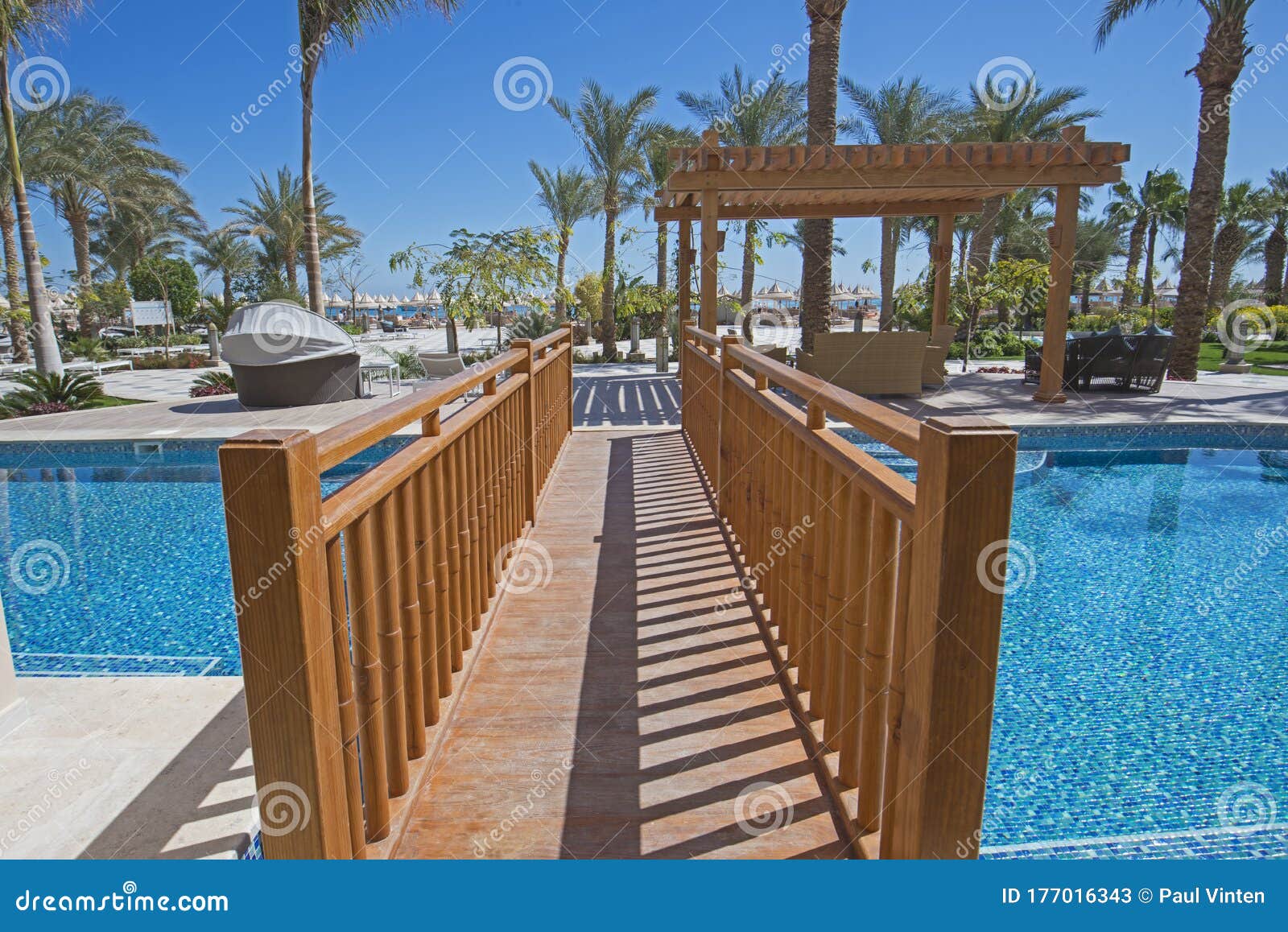 New Bridge Over Swimming Pool for Small Space