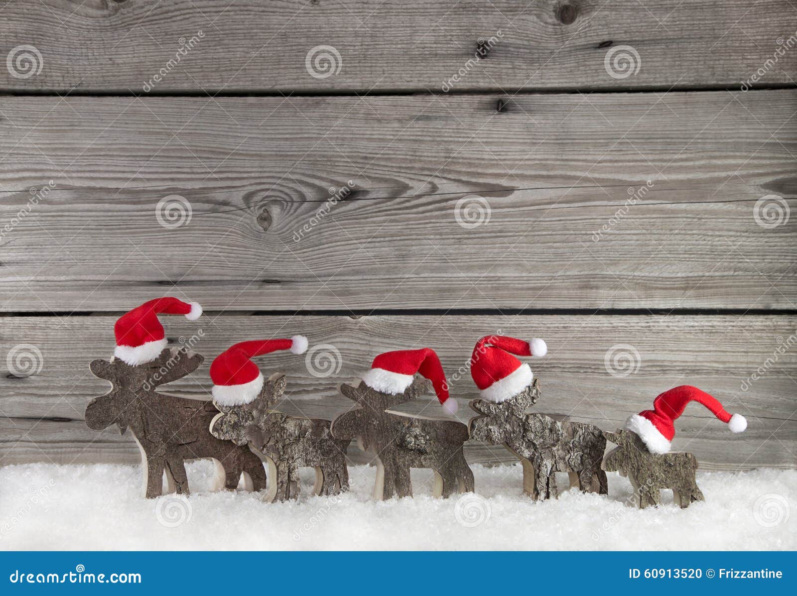 Nếu bạn đang tìm kiếm một hình nền Giáng sinh độc đáo để tạo không khí lễ hội cho cửa hàng của mình, thì hình nền Giáng sinh gỗ của chúng tôi sẽ là sự lựa chọn tuyệt vời cho bạn. Với những hình ảnh ông già Noel và cành thông trên gỗ, bạn sẽ tạo ra một sự ấm áp, tươi vui cho khách hàng của mình trong mùa lễ hội.