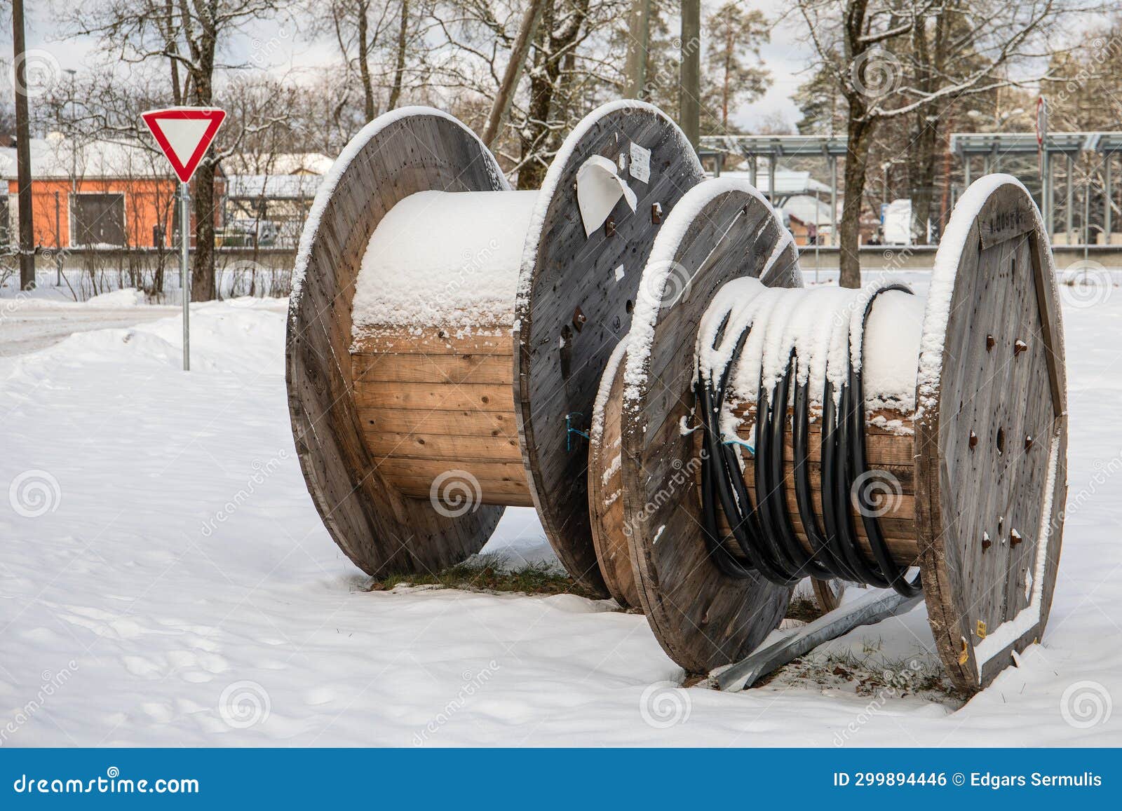 Wooden Coil for Wires. Empty Cable Reel Stock Photo - Image of reel ...