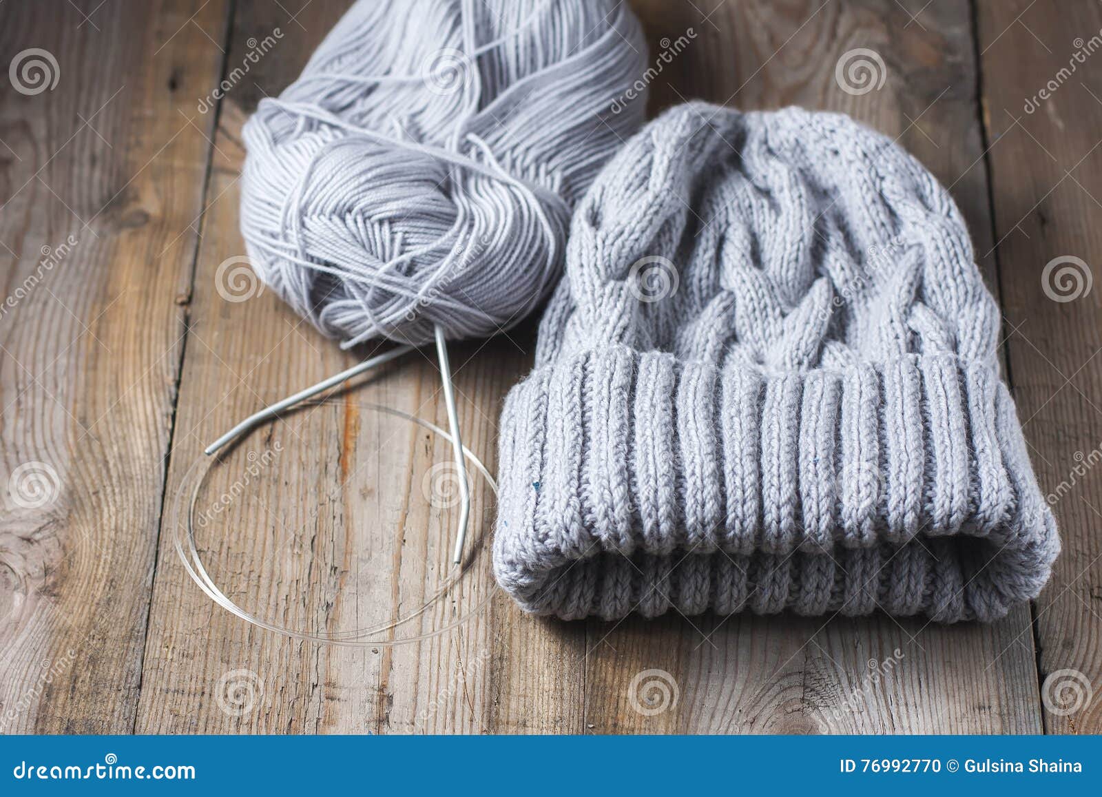 hat knitting needles