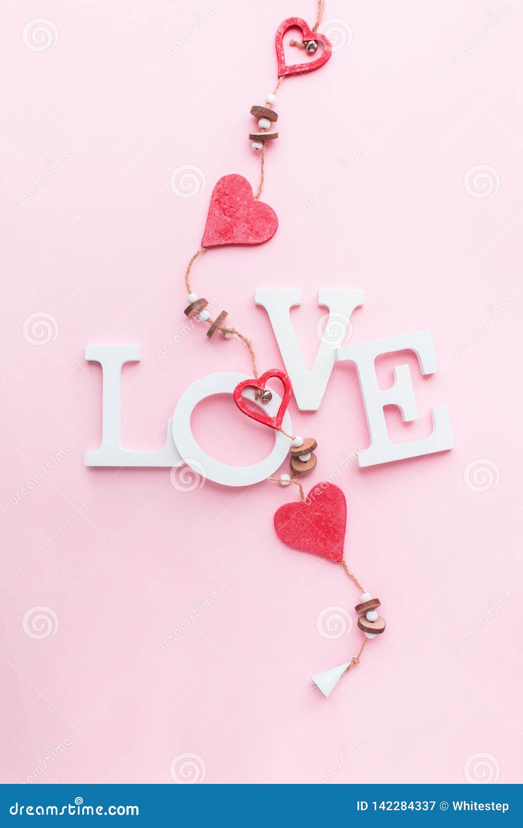 Word Love White Volume Letters on Pink Background Stock Image - Image ...