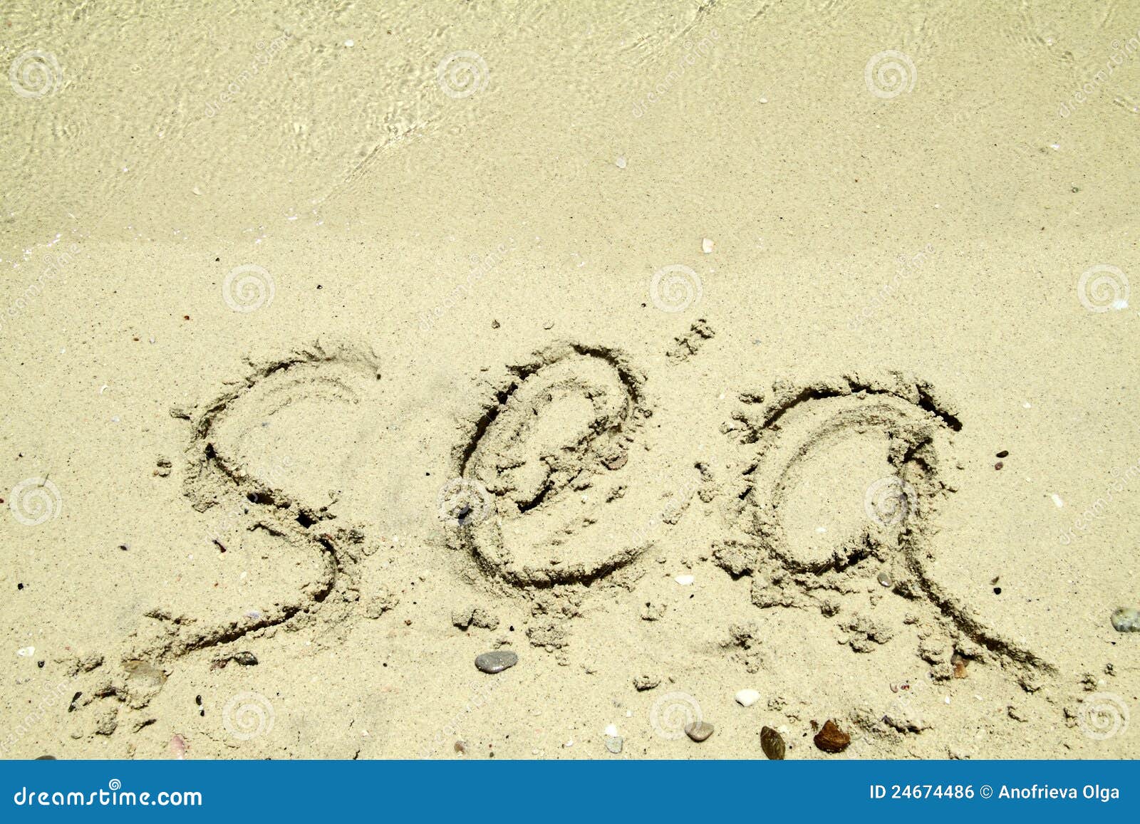 Цифра три слова морем. Море слов. Рисунки на мокром песке. Слово море на прозрачном фоне. Надписи на мокром песке обложка.