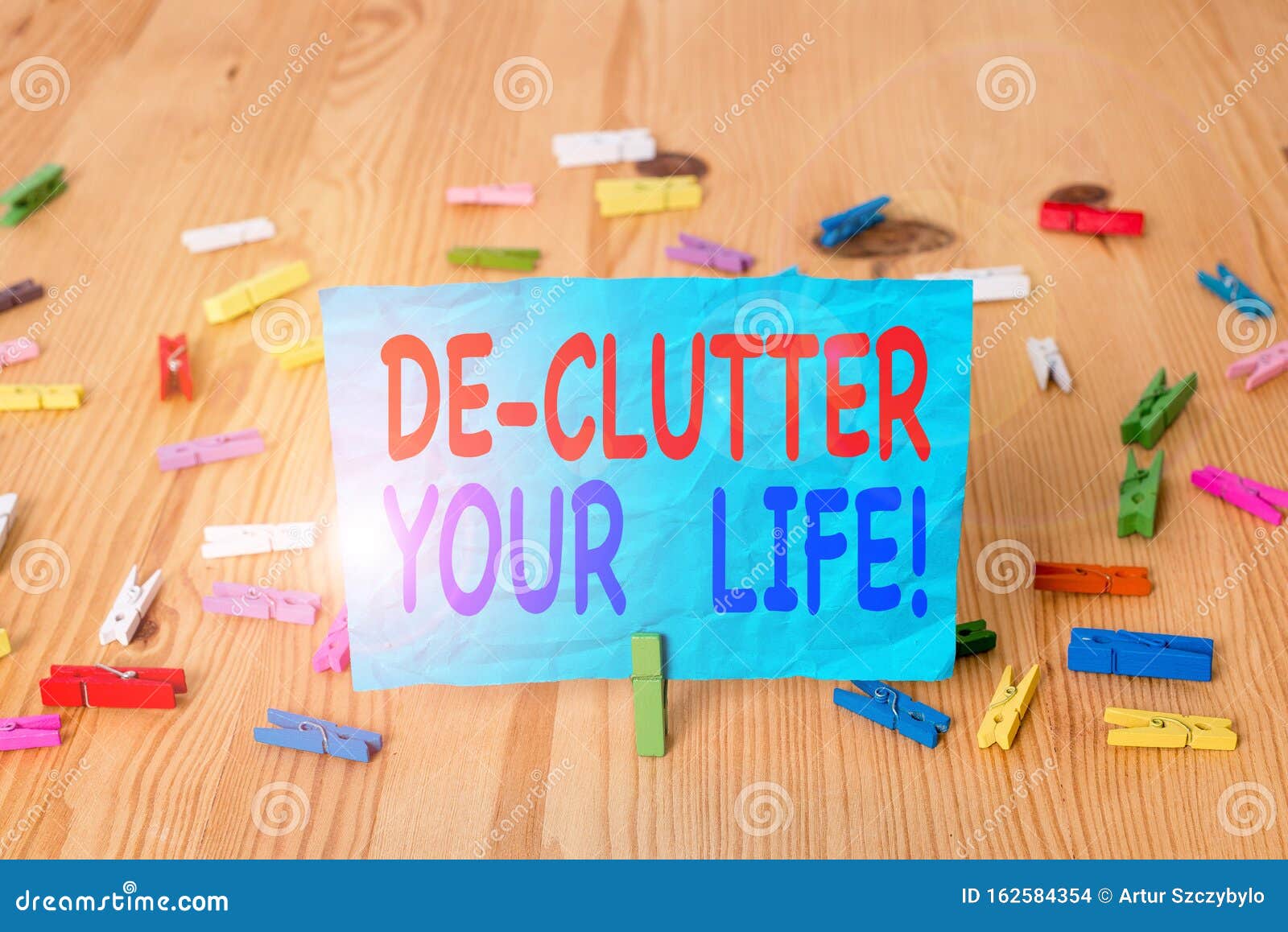 word writing text de clutter your life. business concept for remove unnecessary items from untidy or overcrowded places colored