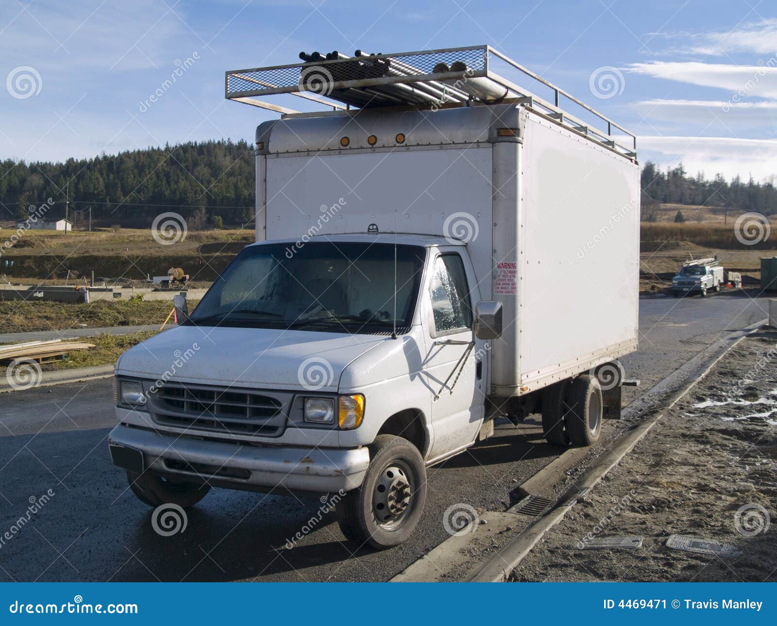 work-truck-4469471.jpg