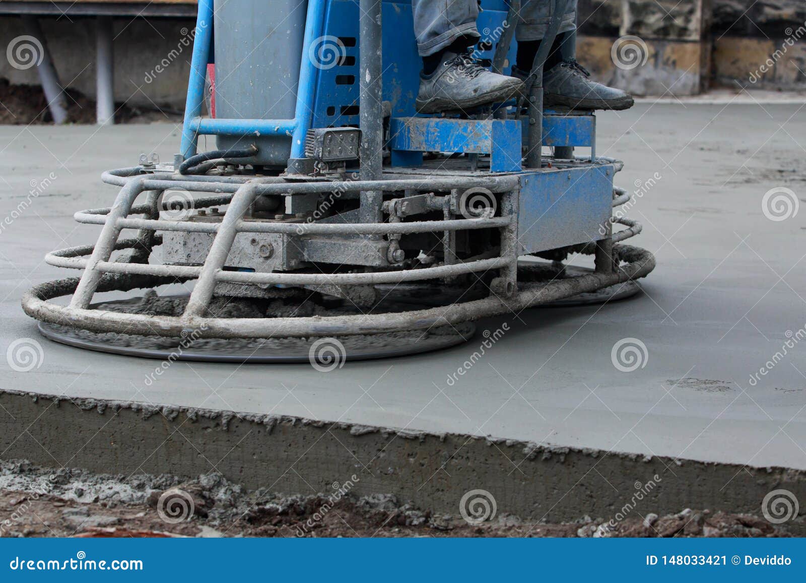 Tool for Smooth Concrete Surface Stock Image - Image of constructor
