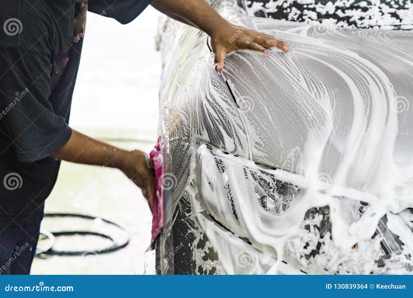 Worker Wipe Clean Car Using Detergent Soap Foam with Cloth Stock Photo Worker Wipe Clean Car Using Detergent Soap Foam with Cloth Stock Photo
