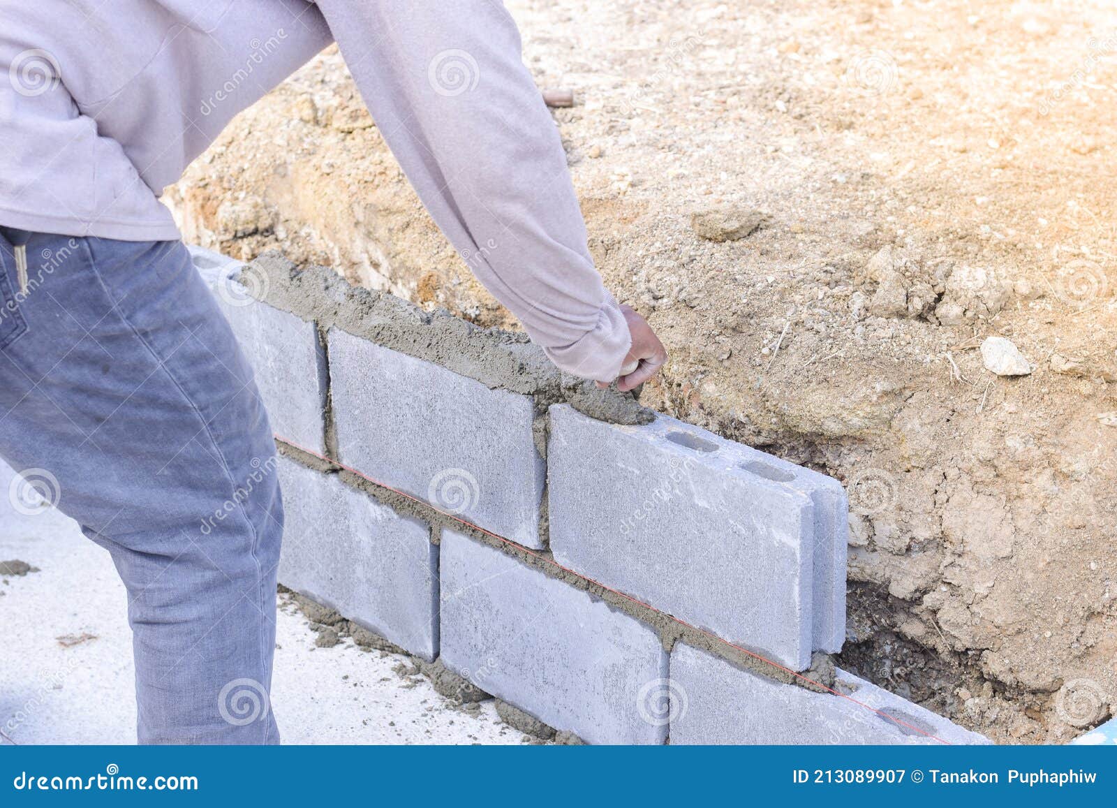 Workers are Laying Blocks of Bricks Stock Image Image of brickwork, architecture 213089907