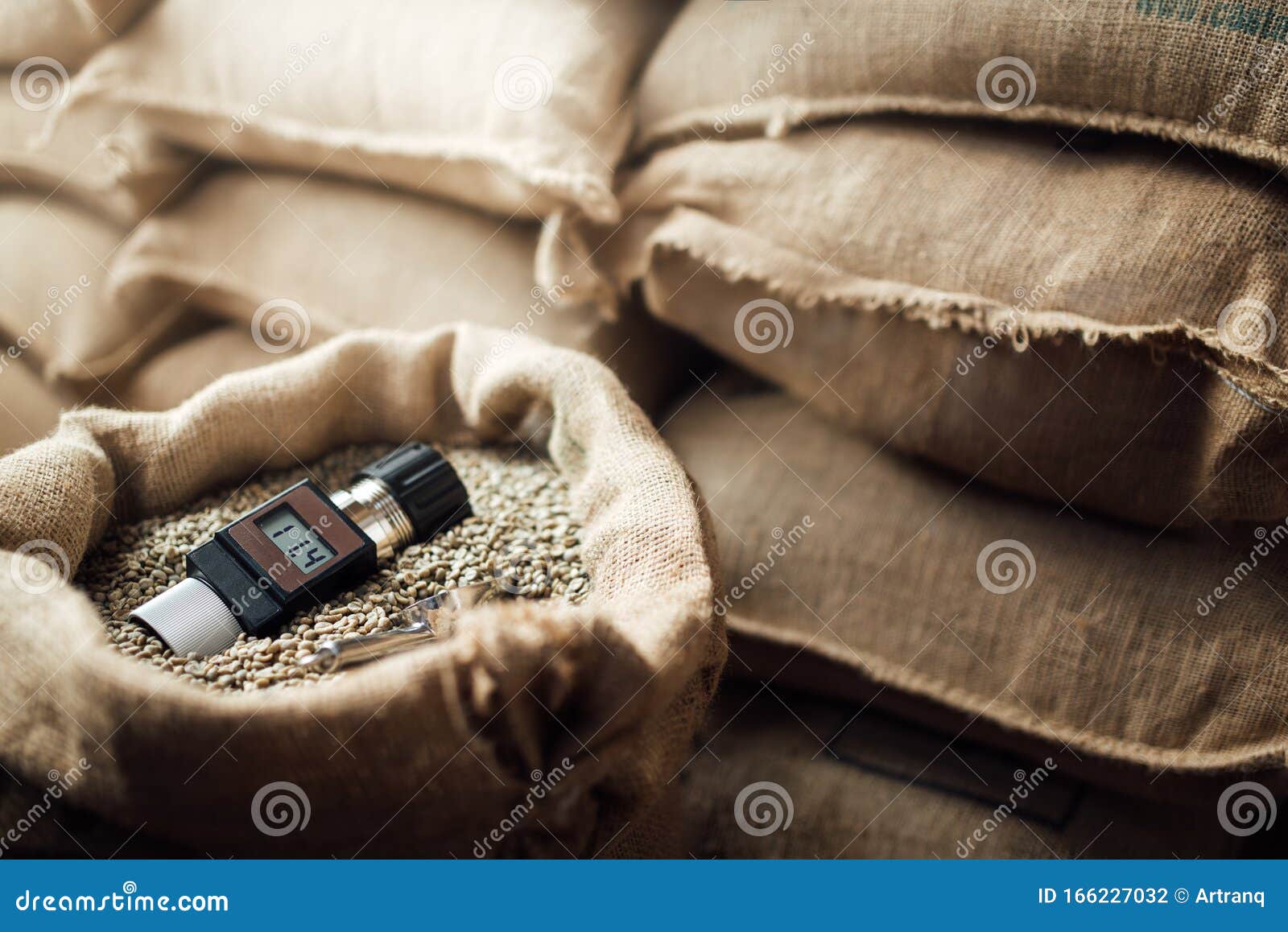 Working Device for Measuring the Humidity of Coffee Beans in a Bag , in