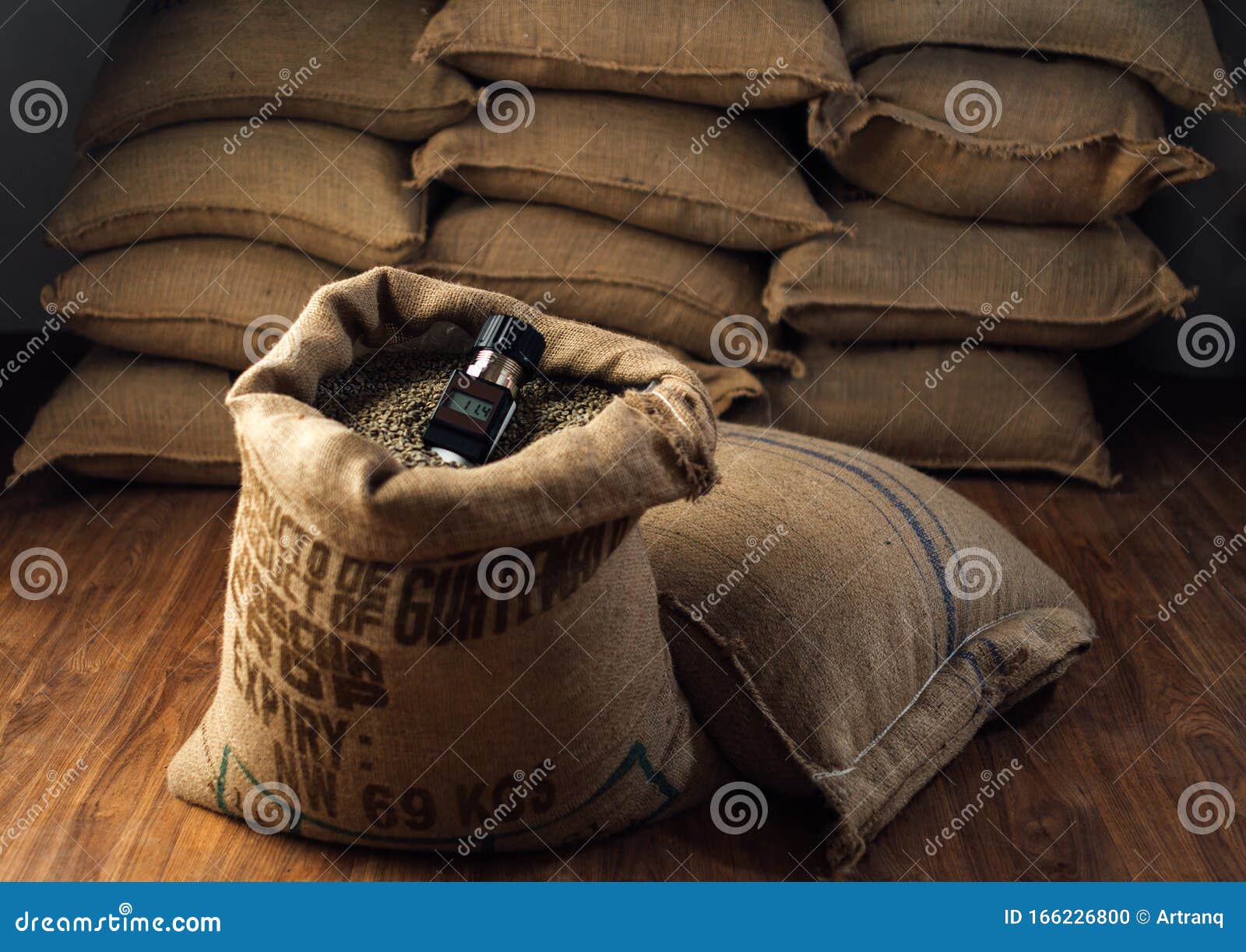 Working Device for Measuring the Humidity of Coffee Beans in a Bag , in