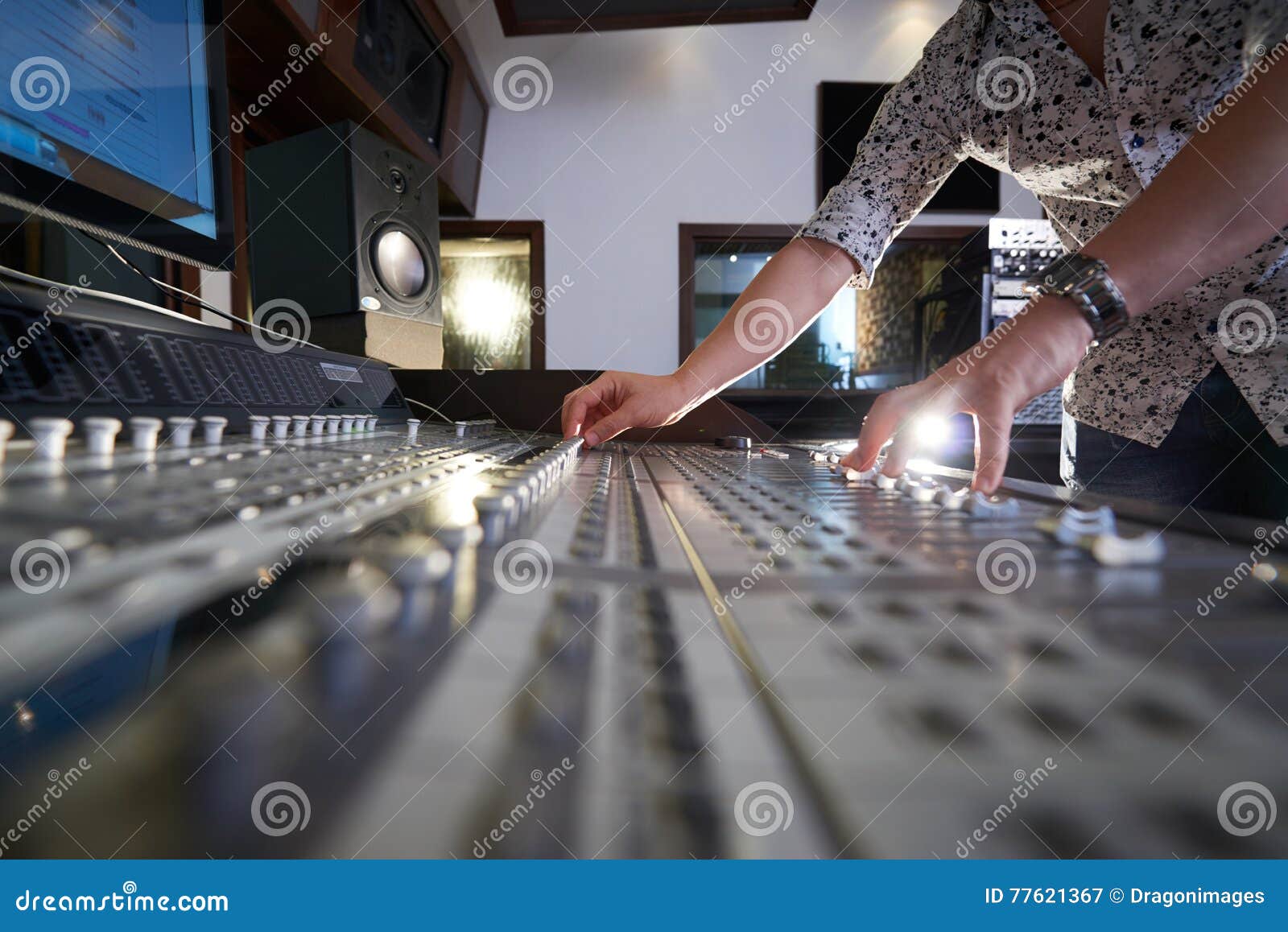Working on soundboard stock image. Image of change, technology 77621367