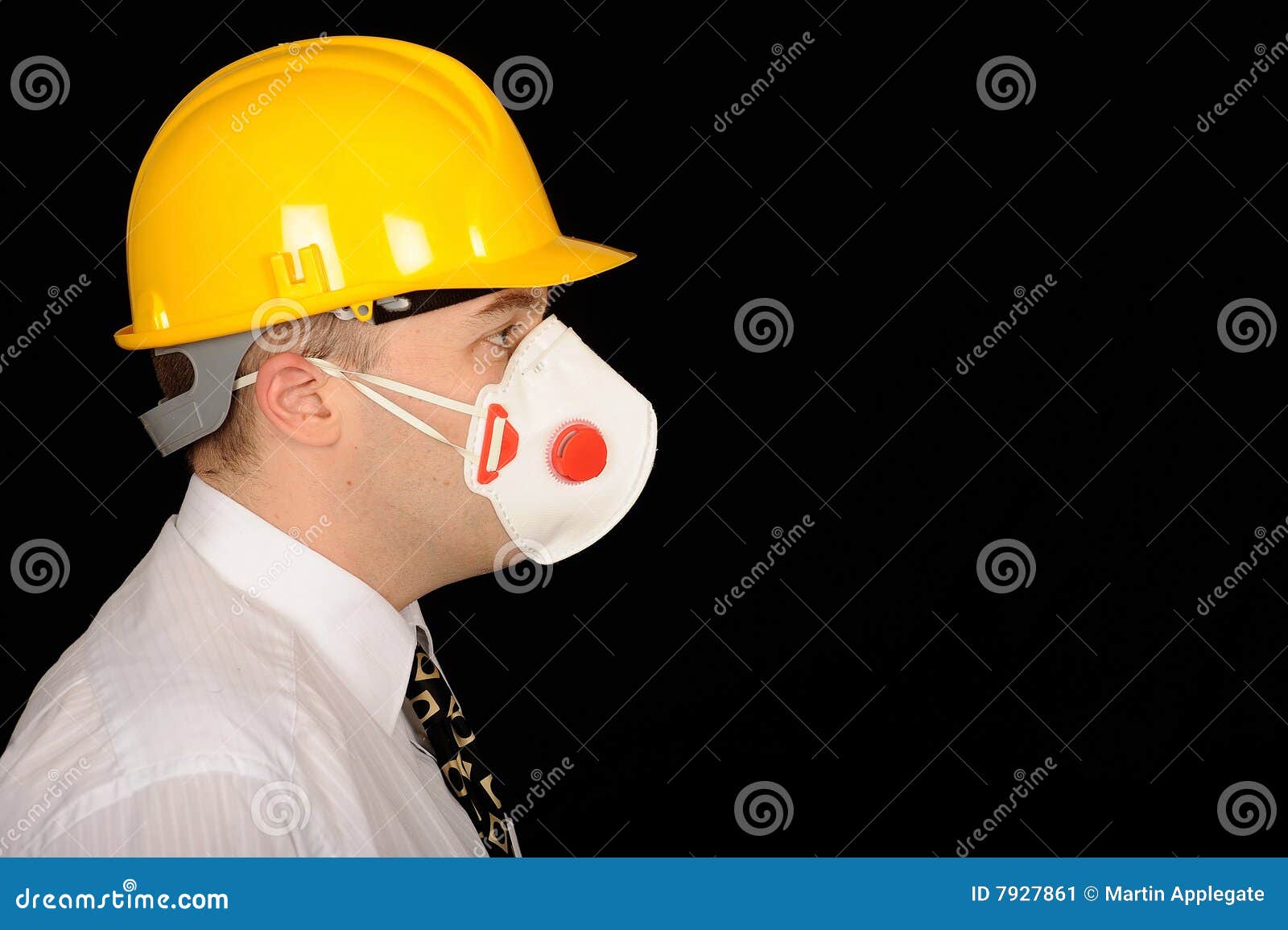 workman wearing mask