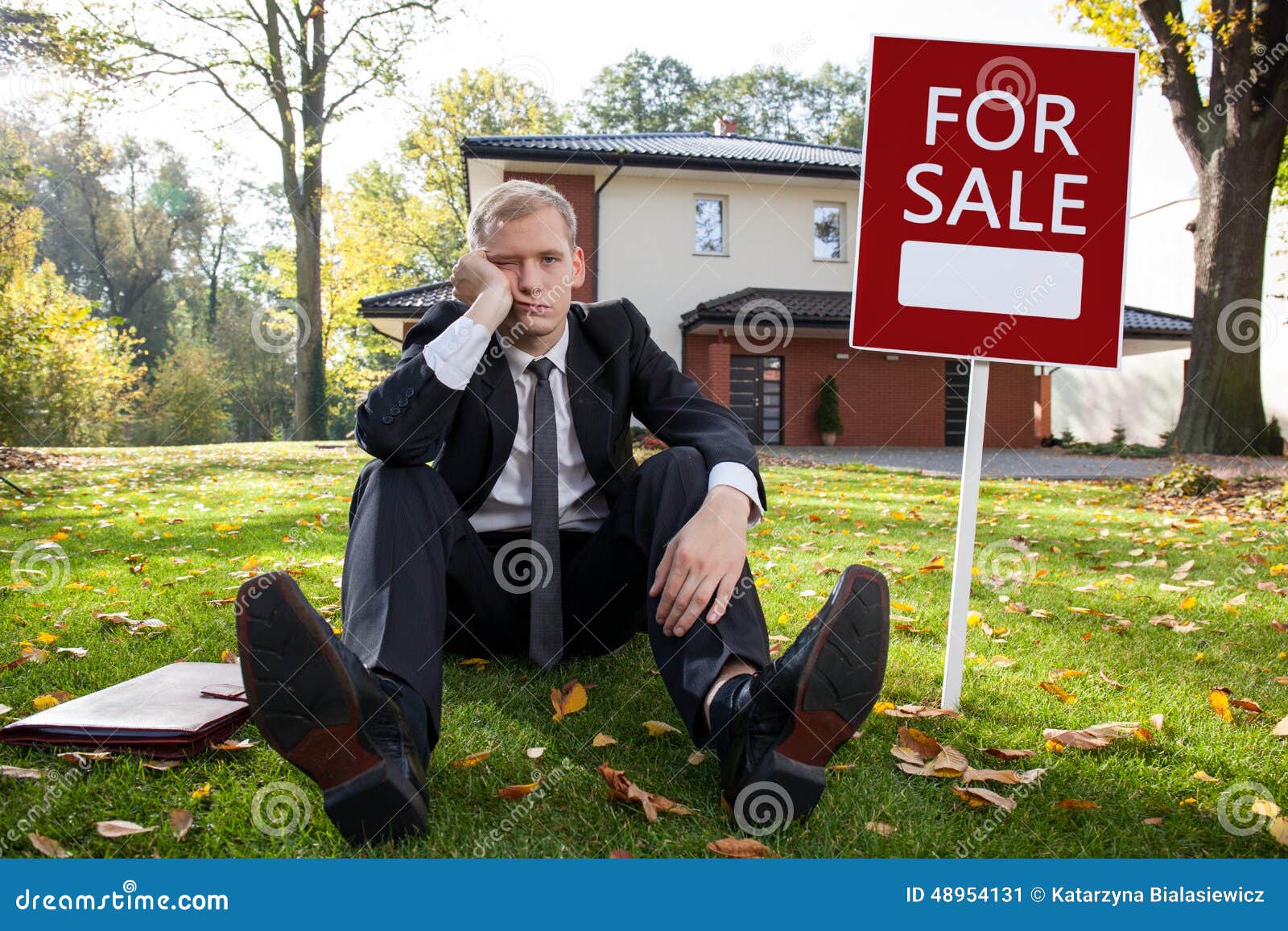 worried estate agent