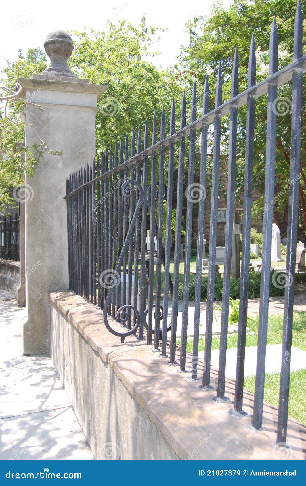 Wrought iron fencing stock image. Image of iron, scrolls - 21027379