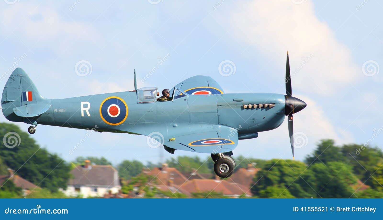 WWII-Hitzkopfflugzeuge. Ikonenhafte und historische Hitzkopflandung WWII-R.A.F. an Cosford-Flugplatz am 7. Juni 2014 Dieses ist das produzierte Flugzeug des Letzten überhaupt seiner Art