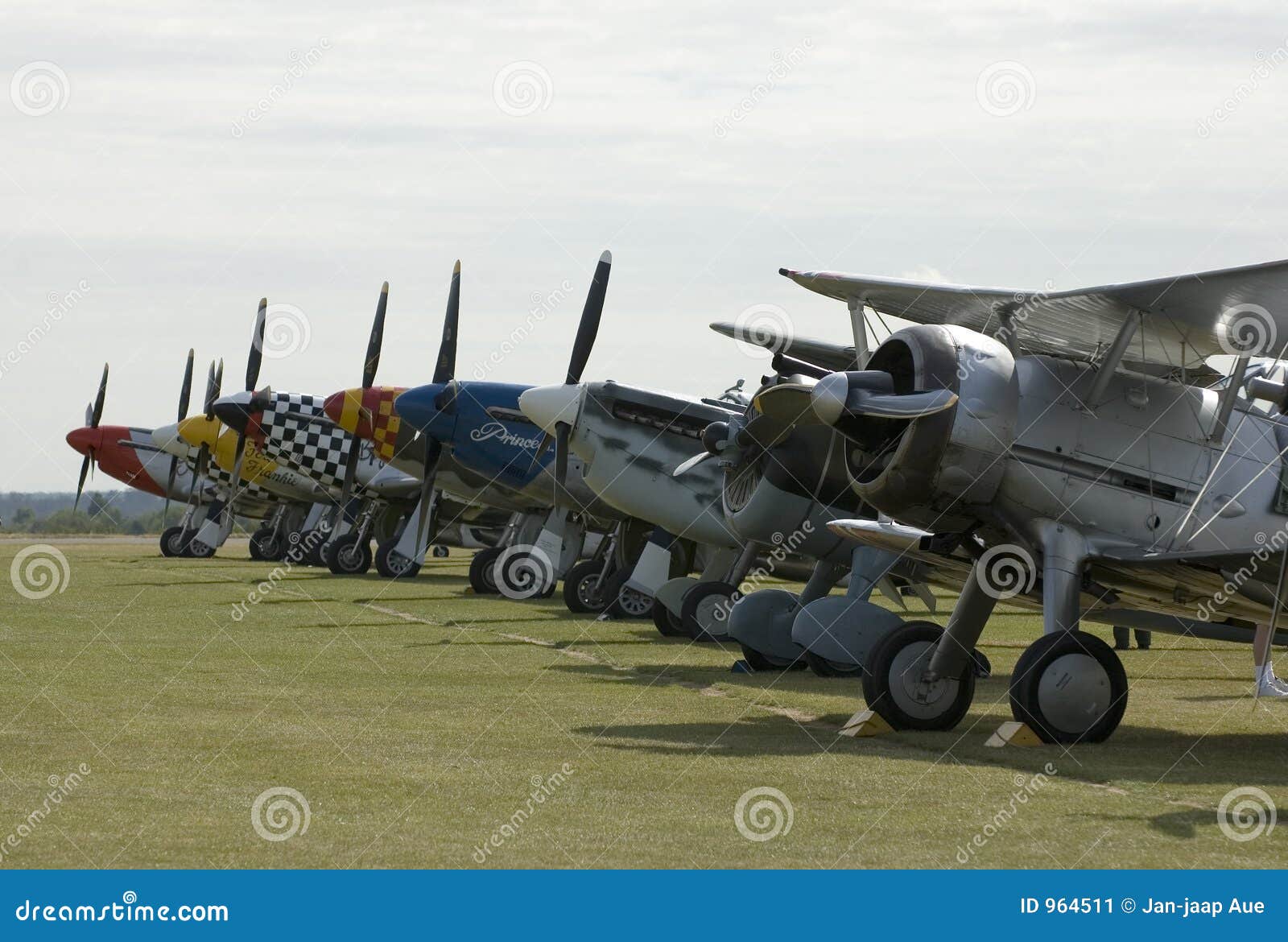 wwii planes at duxford airshow