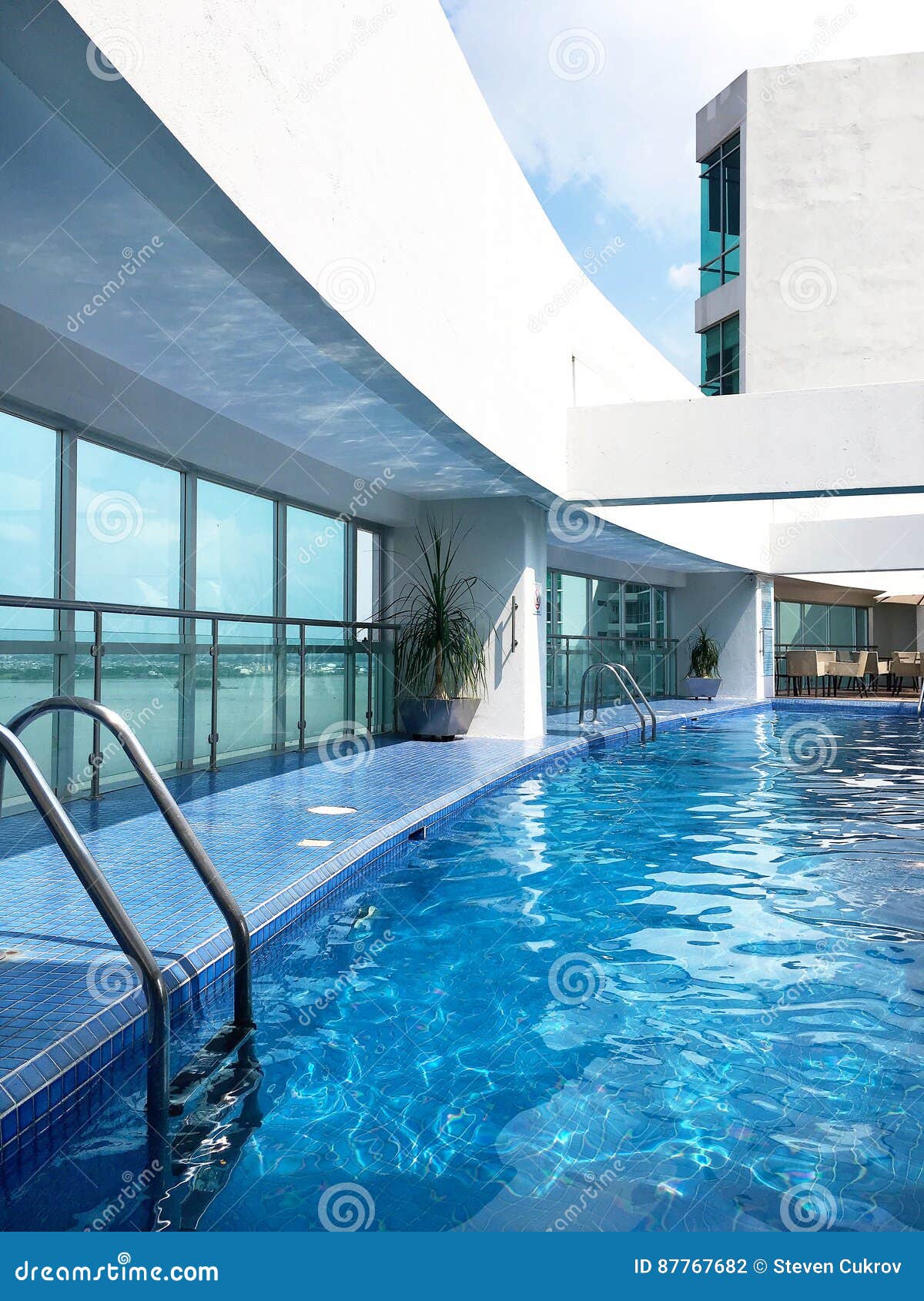 Wyndham Hotel Guayaquil Pool Editorial Photography Image Of