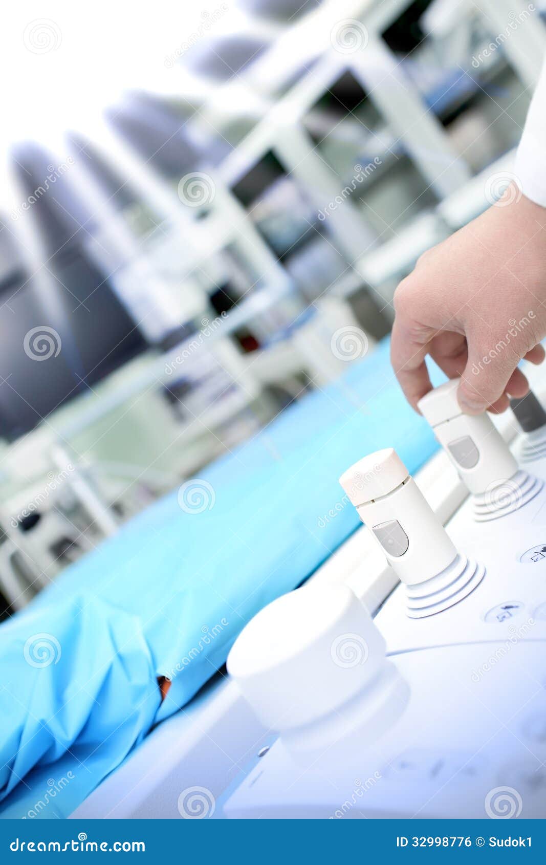 In the Xray laboratory stock photo. Image of machine 32998776