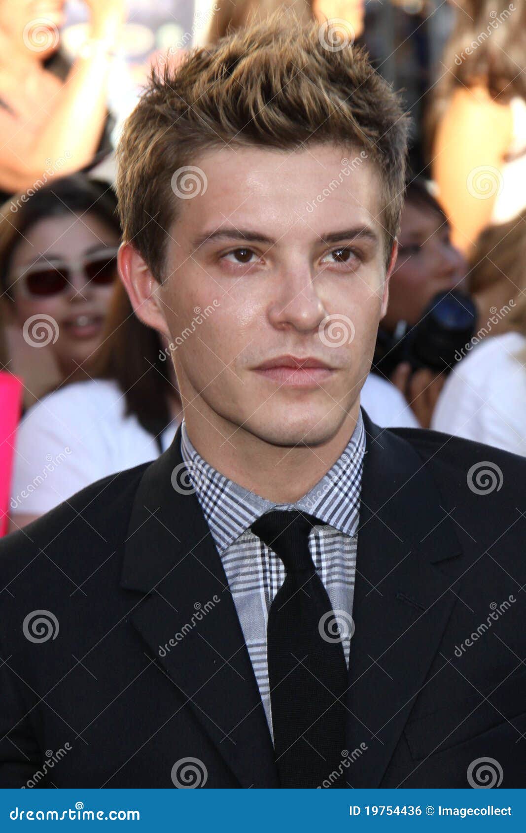 Xavier Samuel editorial photo. Image of angeles, hollywood - 19754436