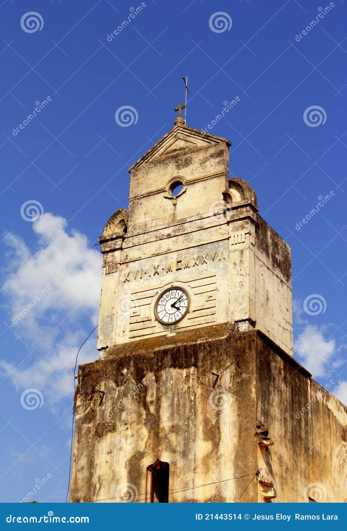 clock in xilitla san luis potosi mexico ii