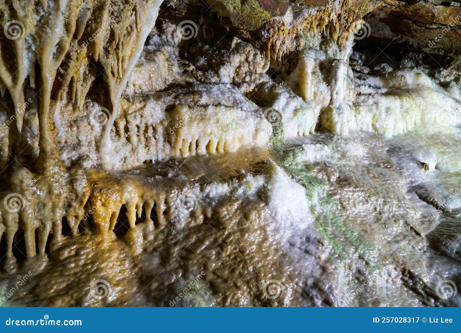 magic xueyu stalactites cave fengdu, chongqing, china