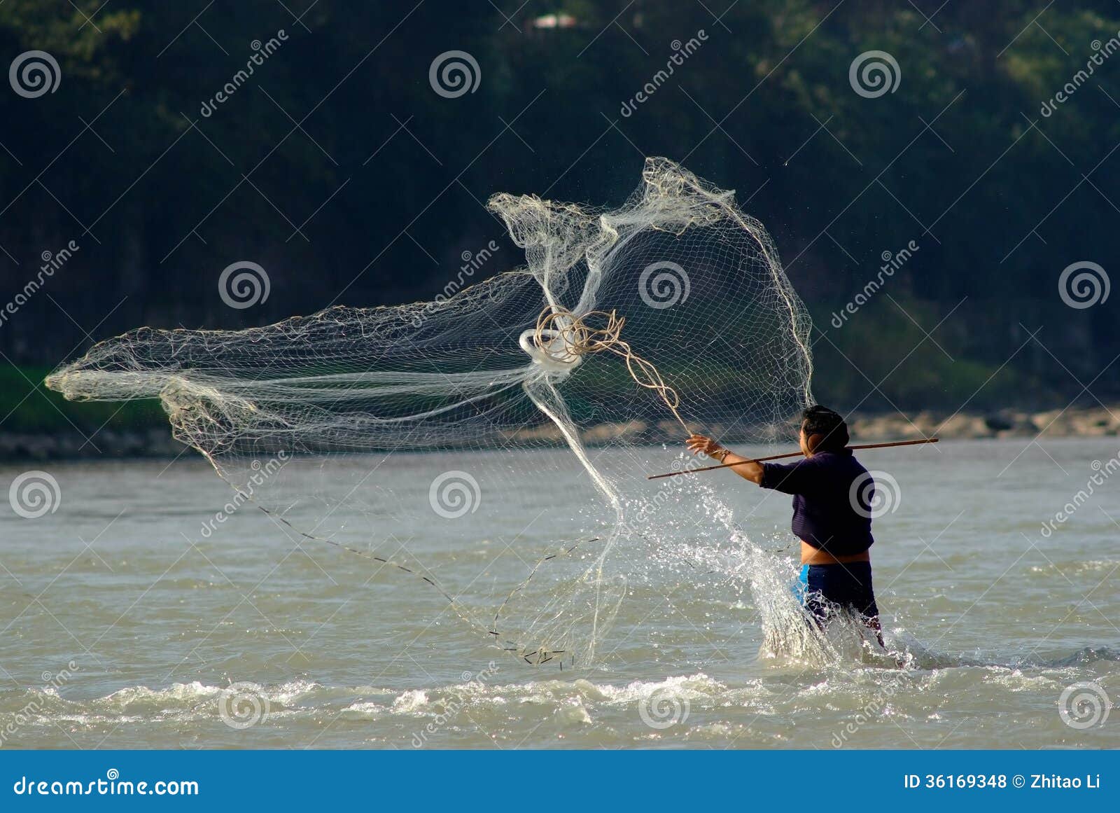 Yaan China-a Net Fishing Man in Qingyi River Editorial Stock Photo