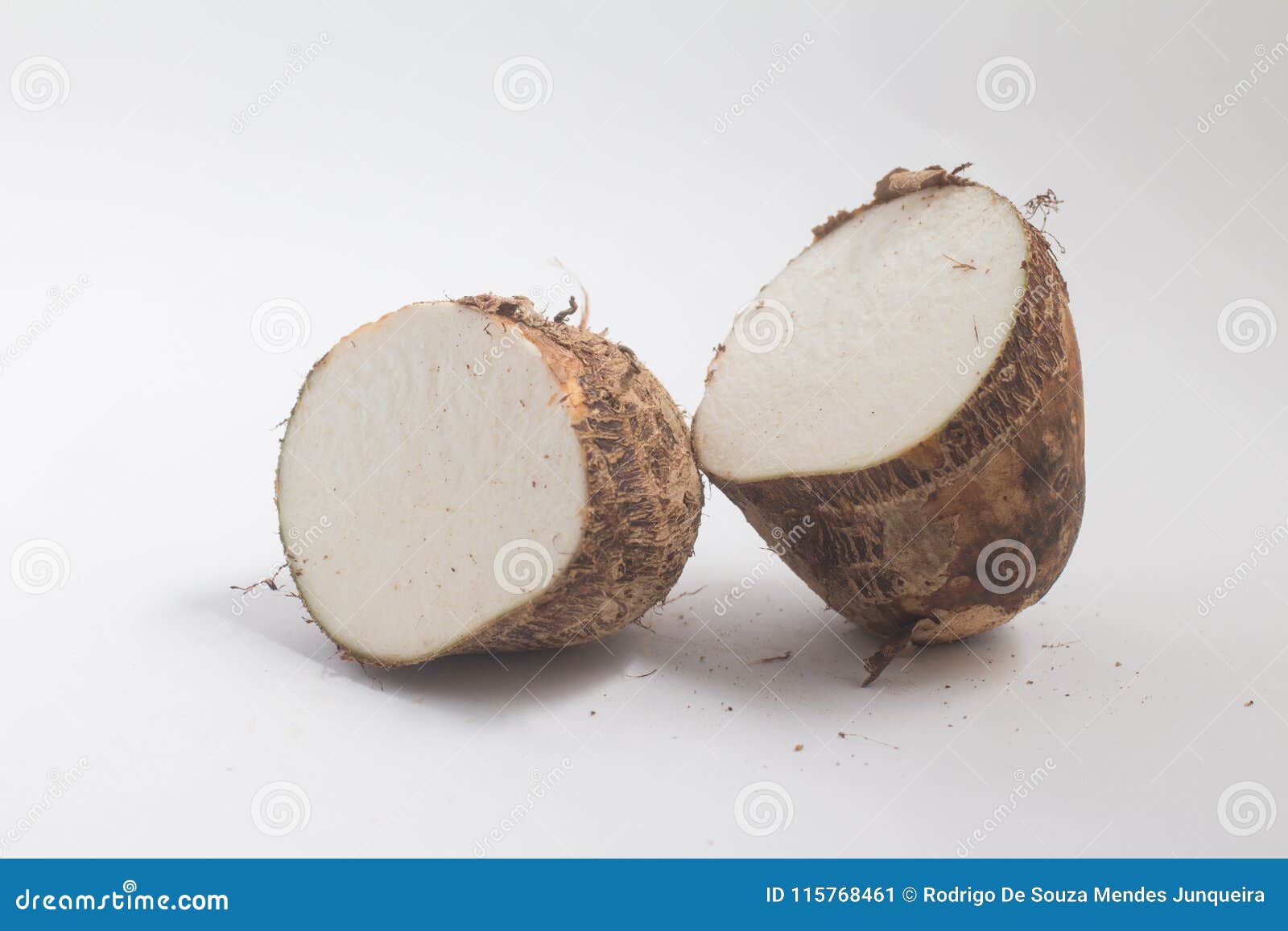 yam, inhame, cara. colocasia esculenta