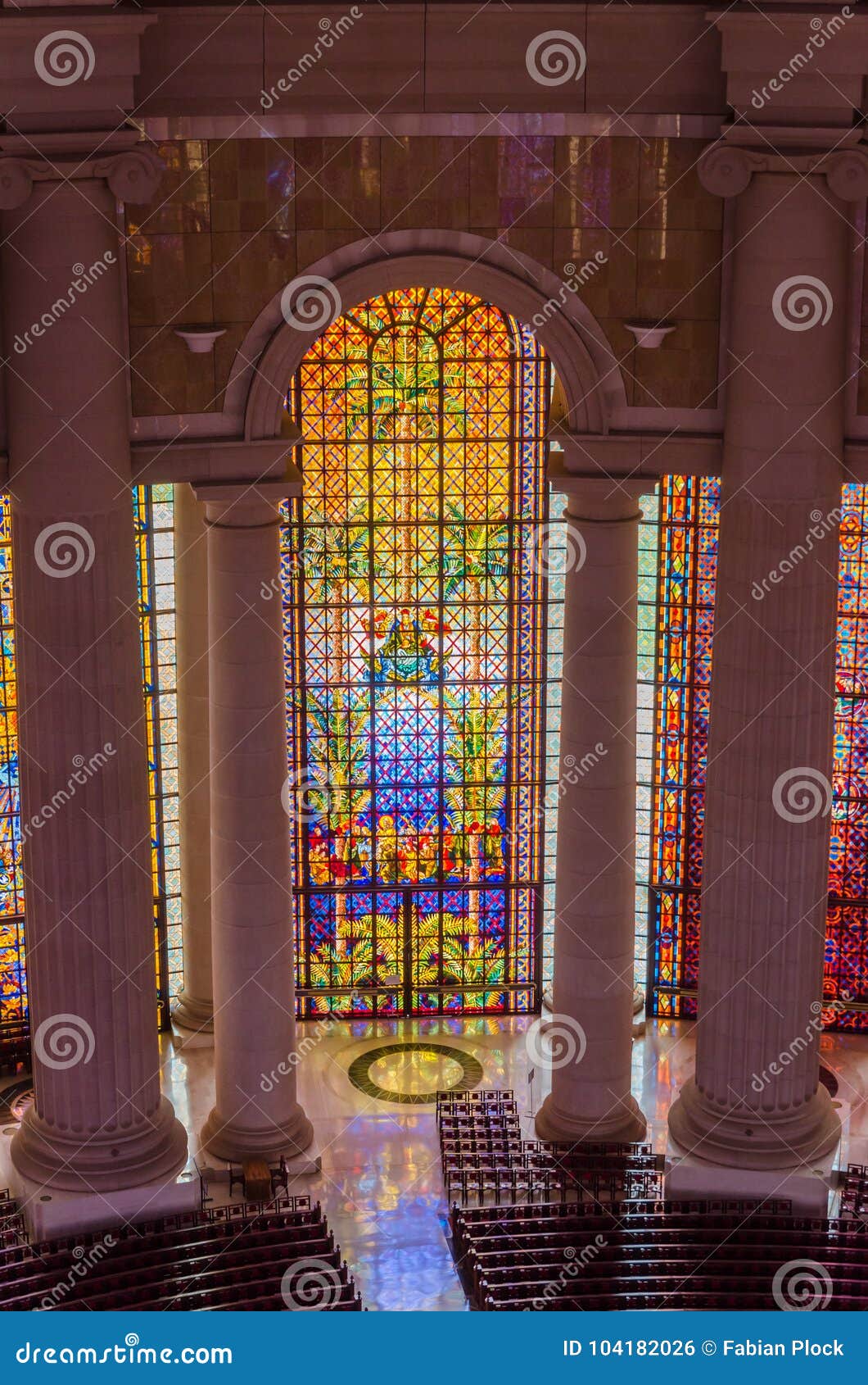 Yamoussoukro Costa De Marfil 1 De Febrero De 2014 Basílica Famosa De La Señal De Nuestra Señora De La Paz Catedral Cristiana Foto Editorial Imagen De Famosa Nuestra 104182026
