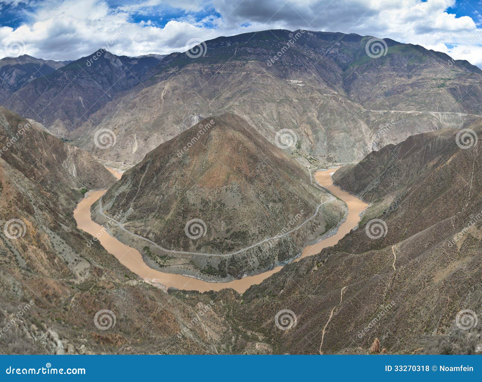 the longest river in asia is