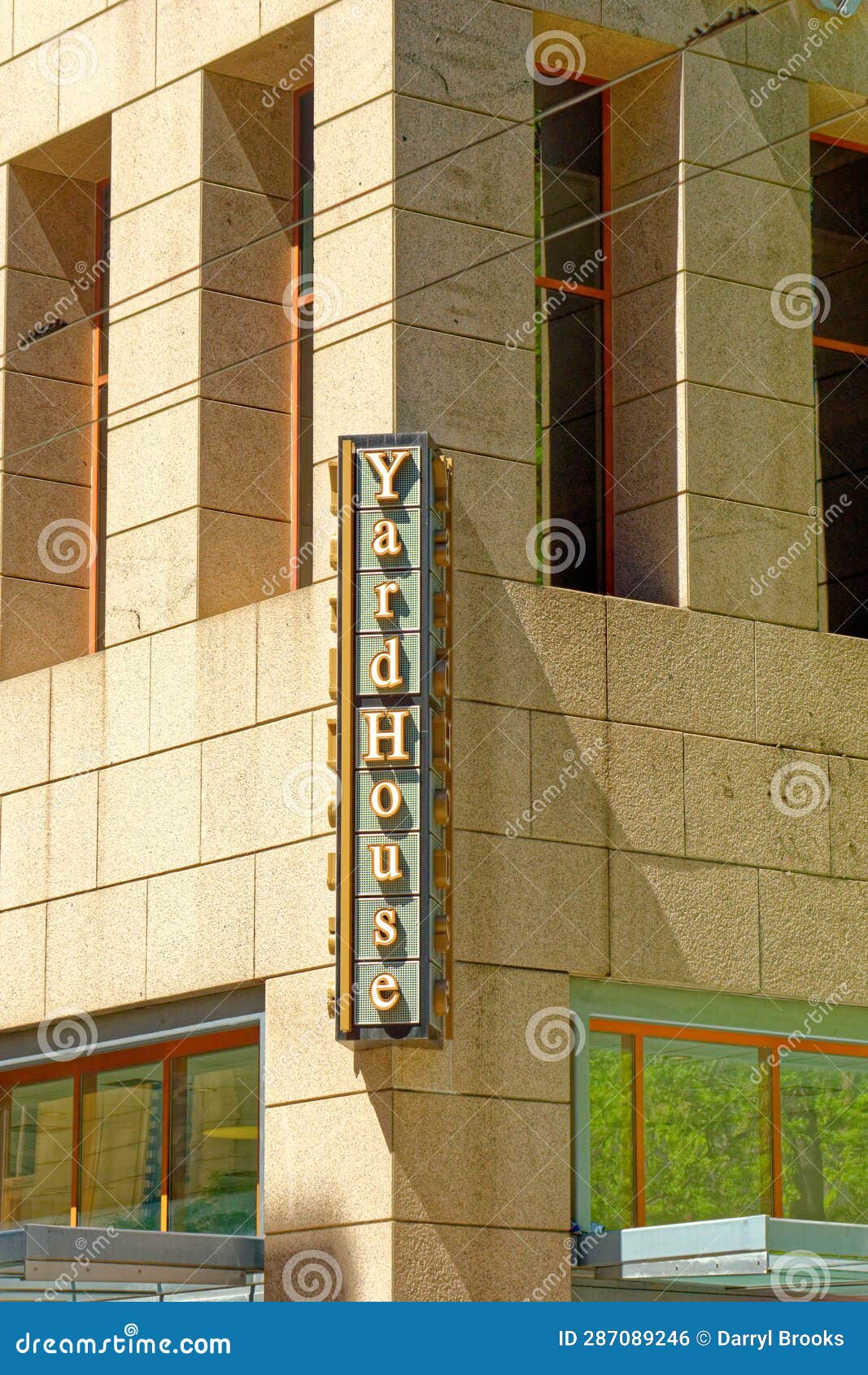 the yard house seattle