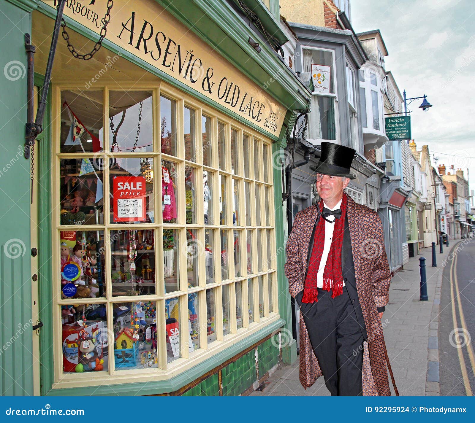  Ye  olde  worlde shoppe  gent editorial stock image Image of 