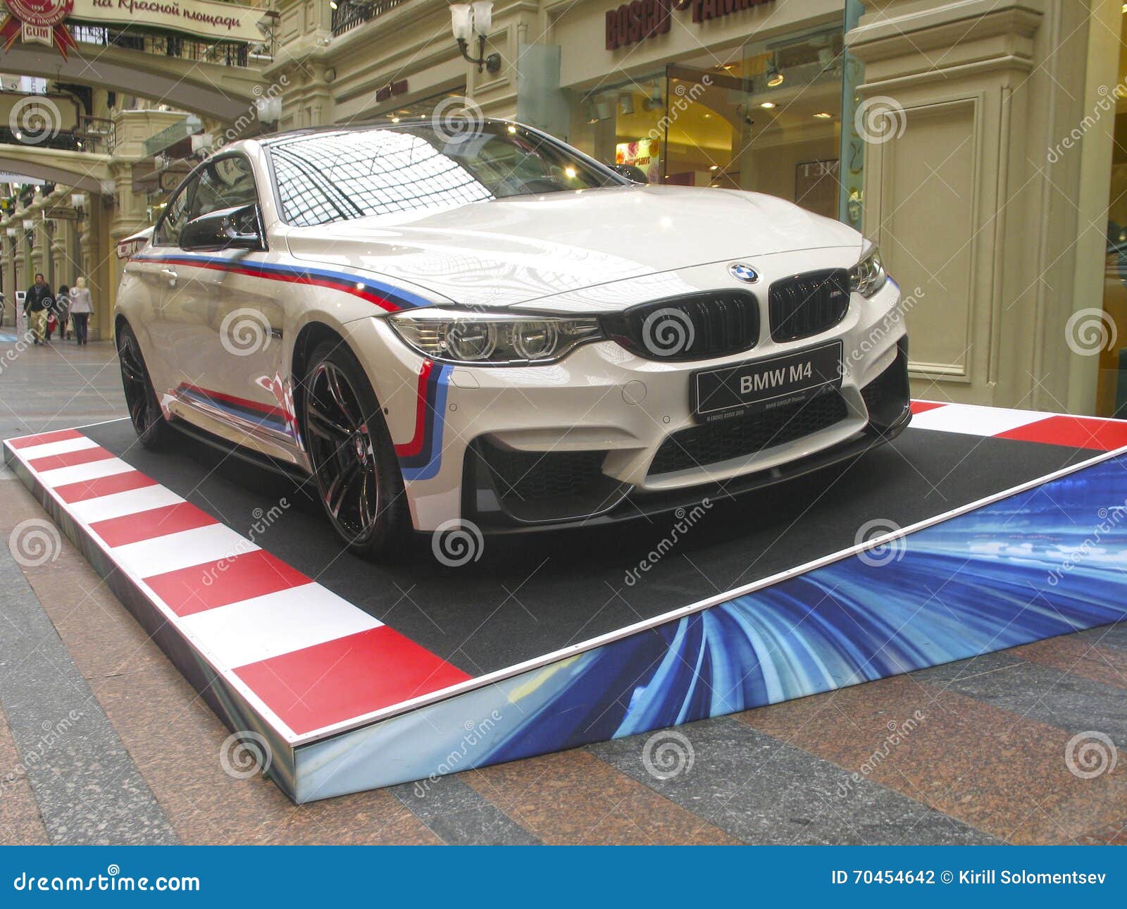 100 Years Of The Bmw The State Department Store Moscow White Bmw M4 Sport Series Editorial Photography Image Of Aluminum Hommage 70454642