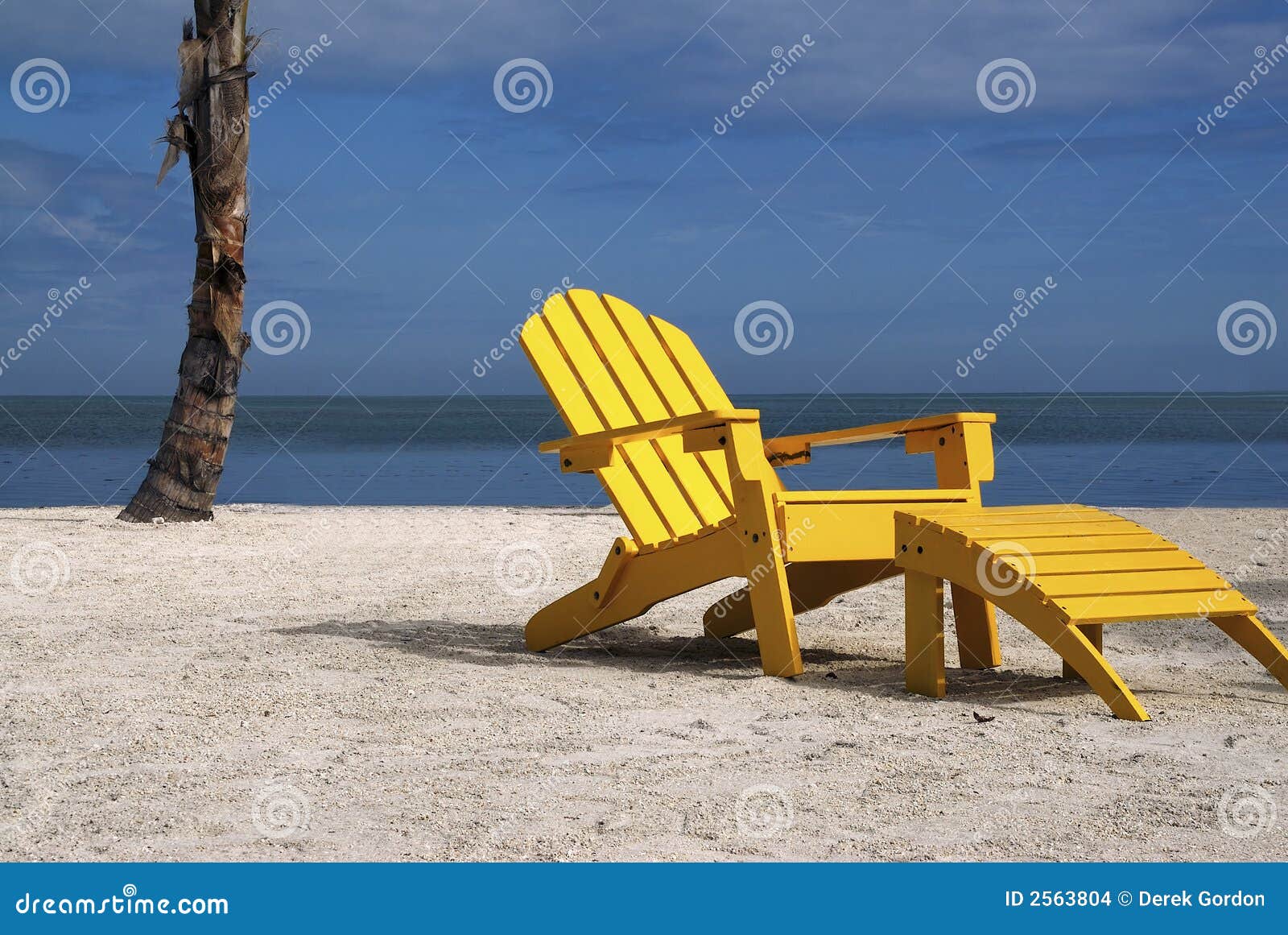 Yellow Beach Chairs Stock Photography 2290100
