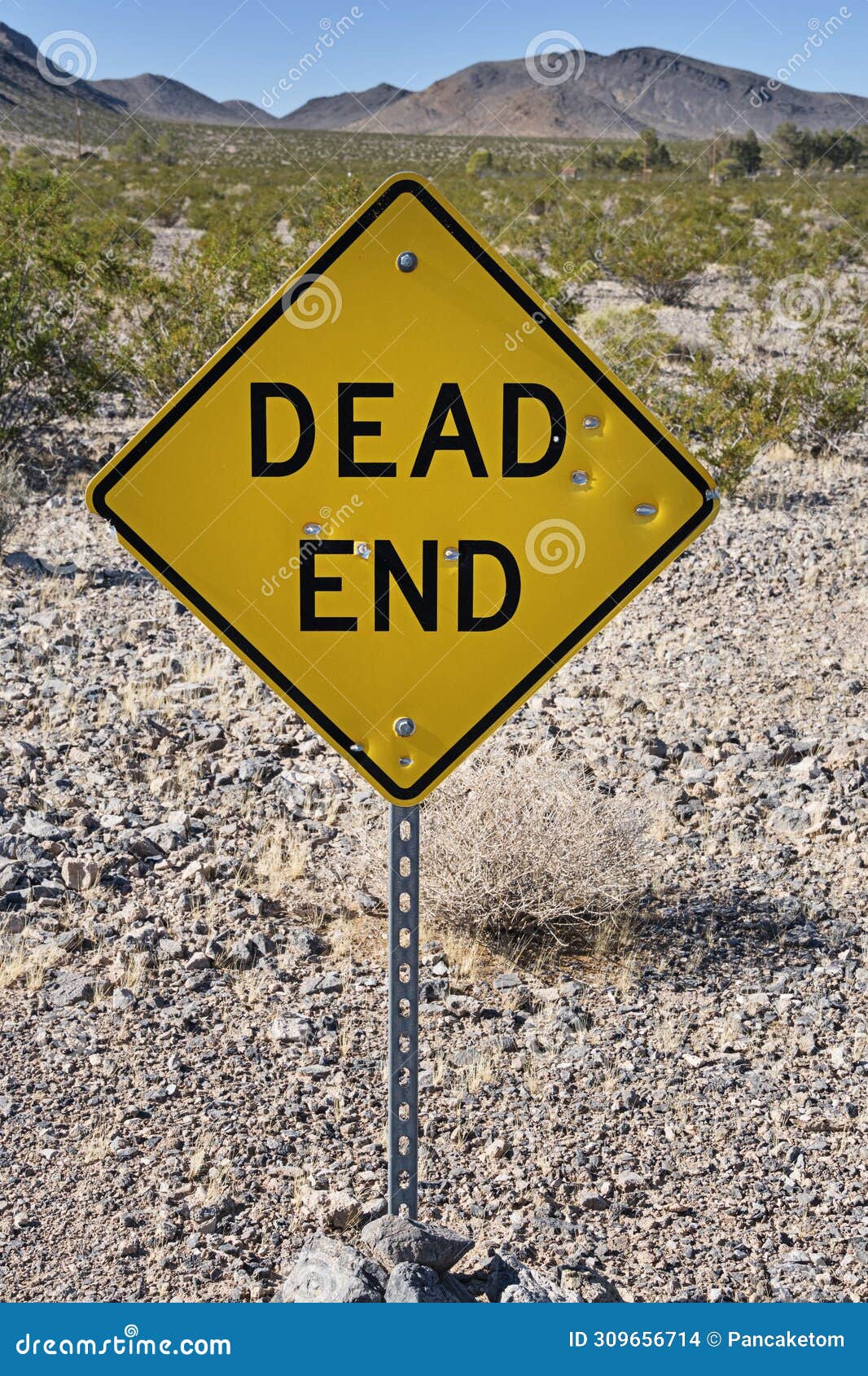 Dead End Road Sign In The Desert Stock Photo - Image Of Nevada, Caution