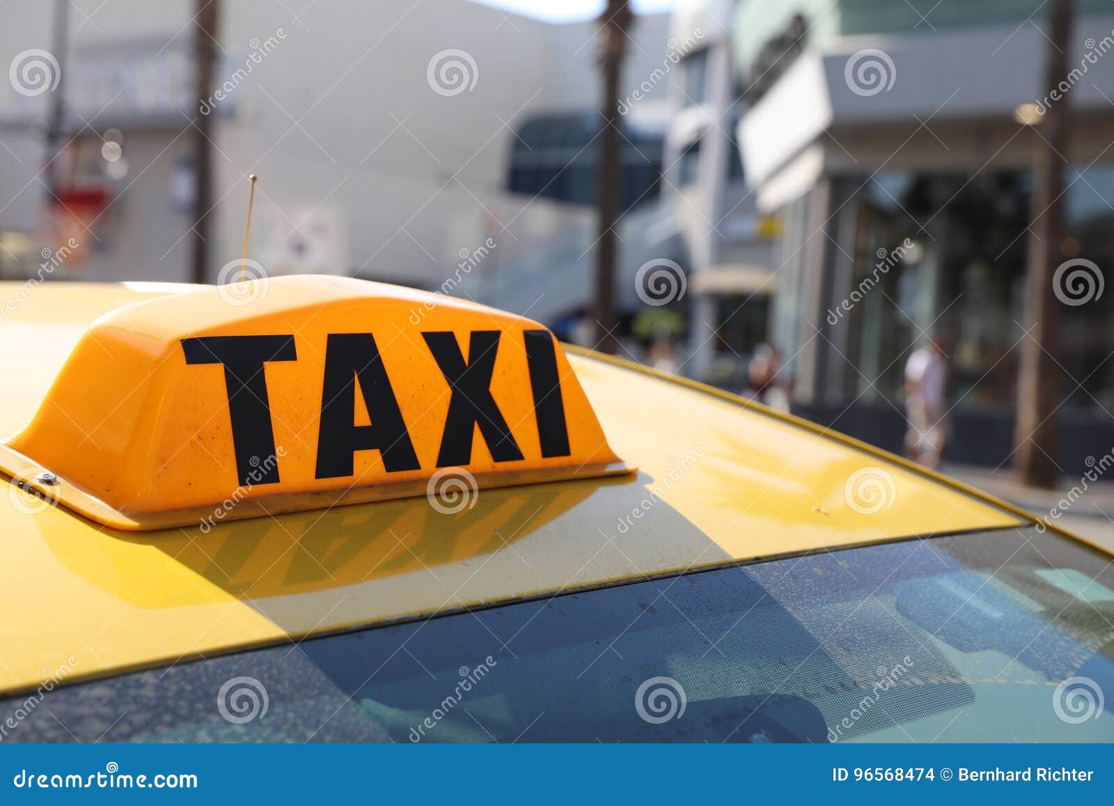 yellow cab in la