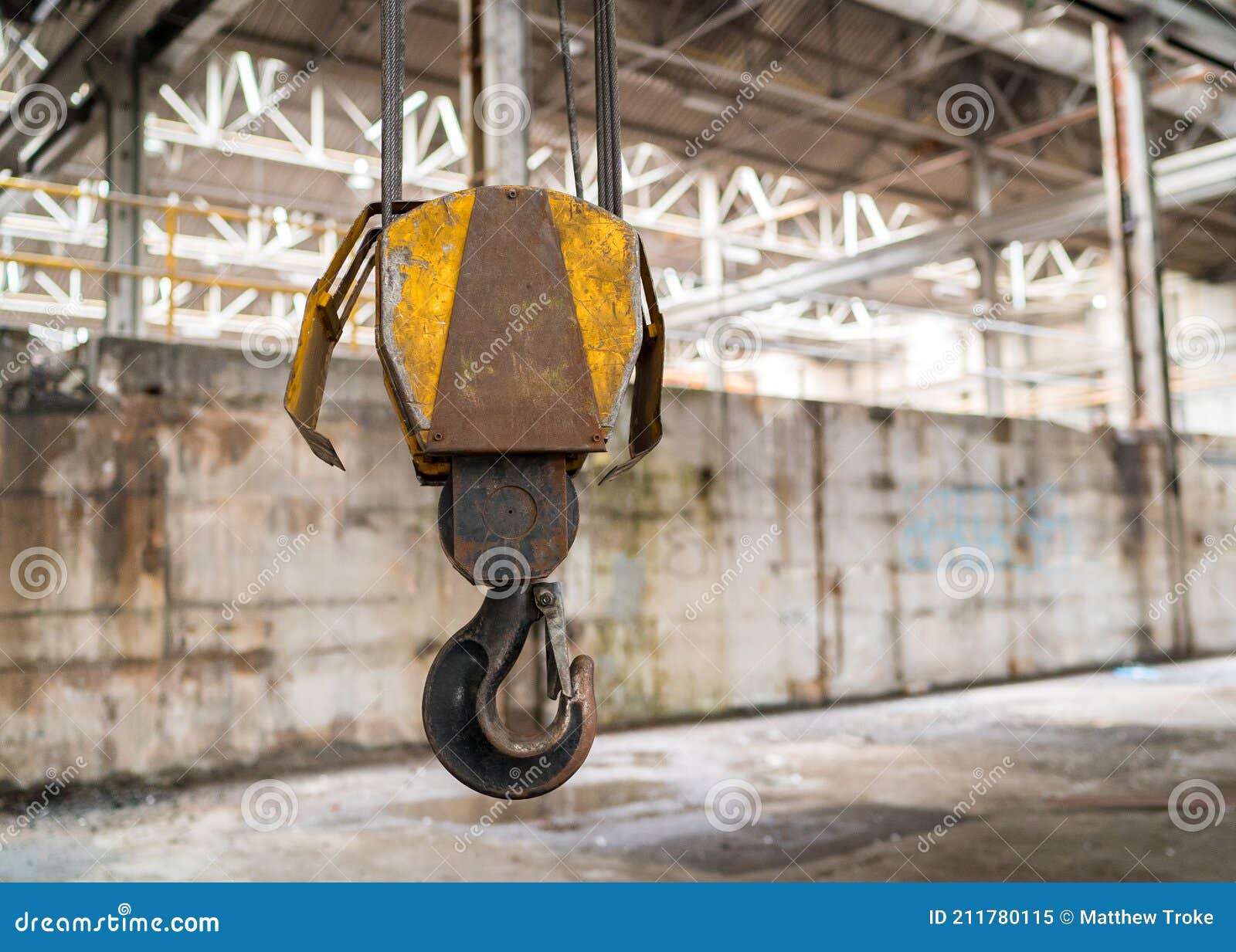 Yellow Heavy Duty Isolated Lifting Pulley Crane Hook In Industrial