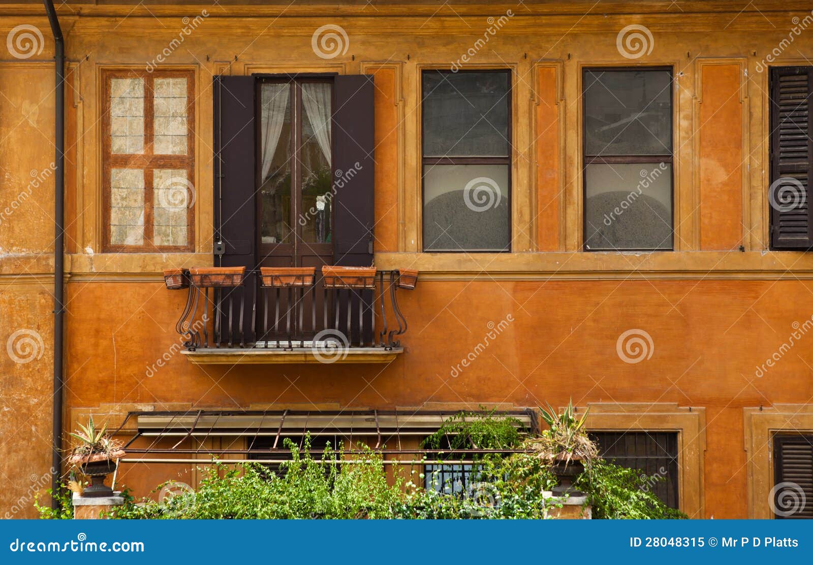Yellow Ochre House Royalty Free Stock Photo - Image: 28048315