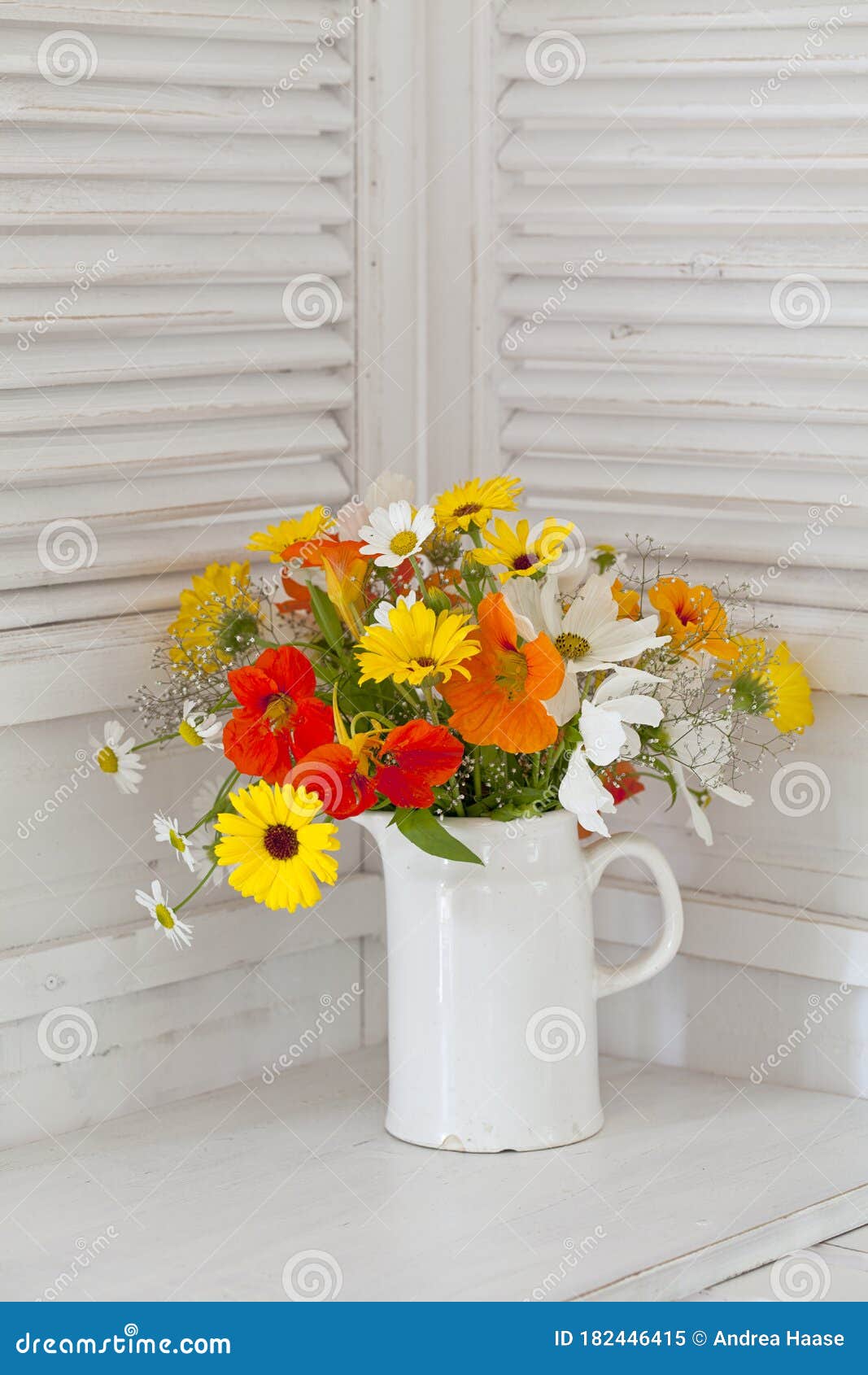 Yellow Orange Flower Bouquet In Ceramic Mug Stock Image Image Of Nasturtium Daisy 182446415