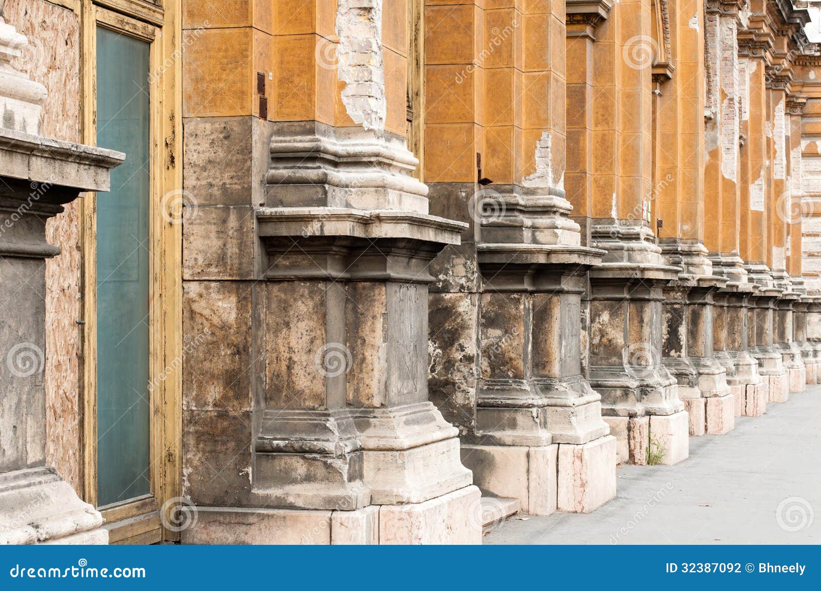 Yellow Pillars, Budapest, Hungary Stock Photo Image of budapest, peeling 32387092