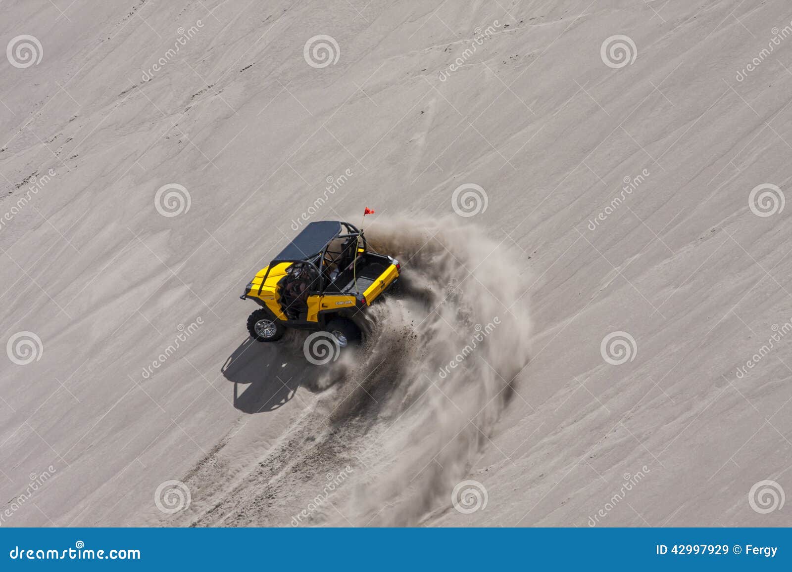Yellow Side by Side Buggy Racing by in the Sand Dunes Stock Image Image of hobby, spray 42997929