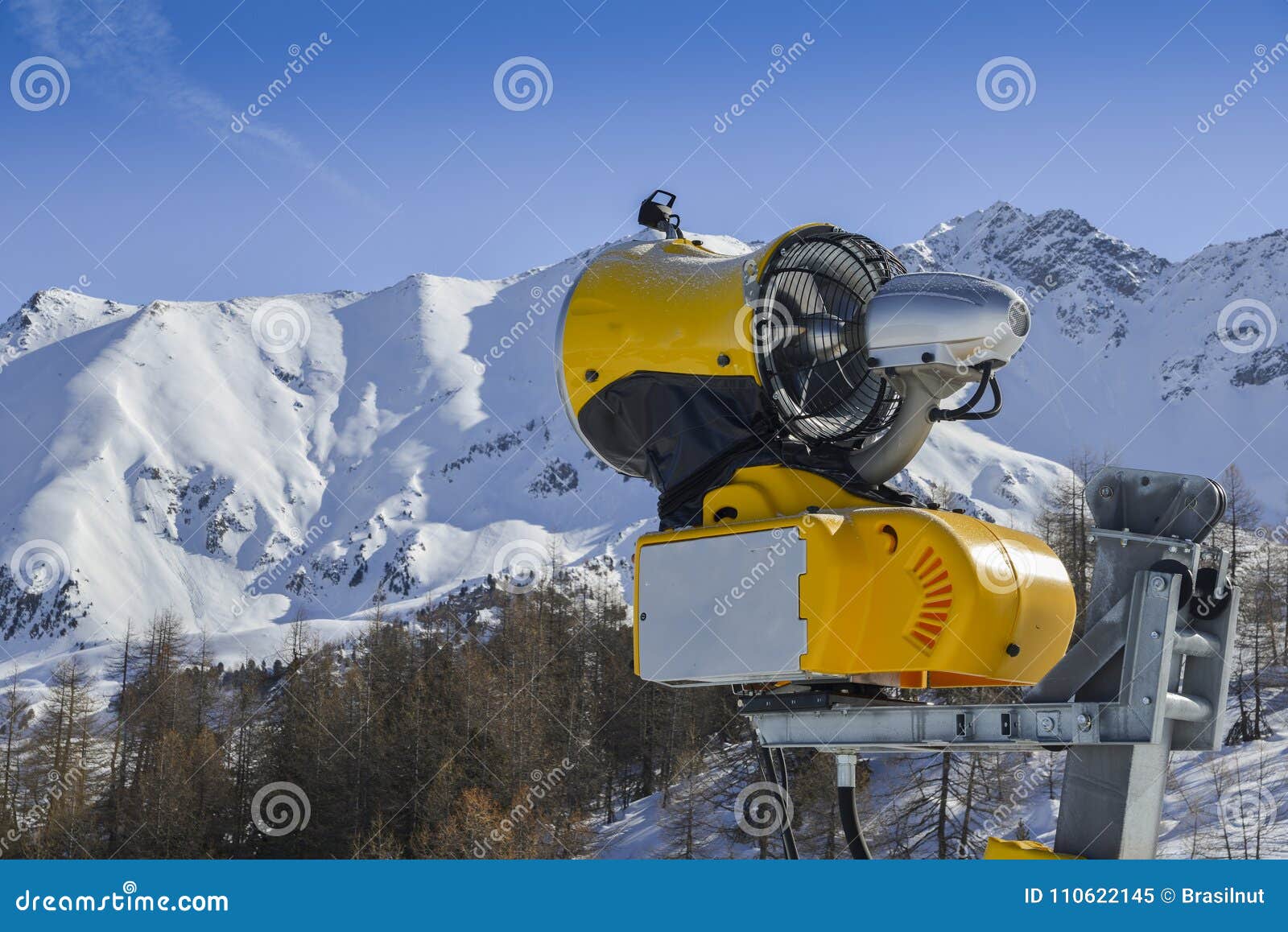 Yellow Snow Cannon Snow Maker Machine, Snow Gun for Production of Snow on  Ski Slopes Stock Image - Image of equipment, season: 110622145