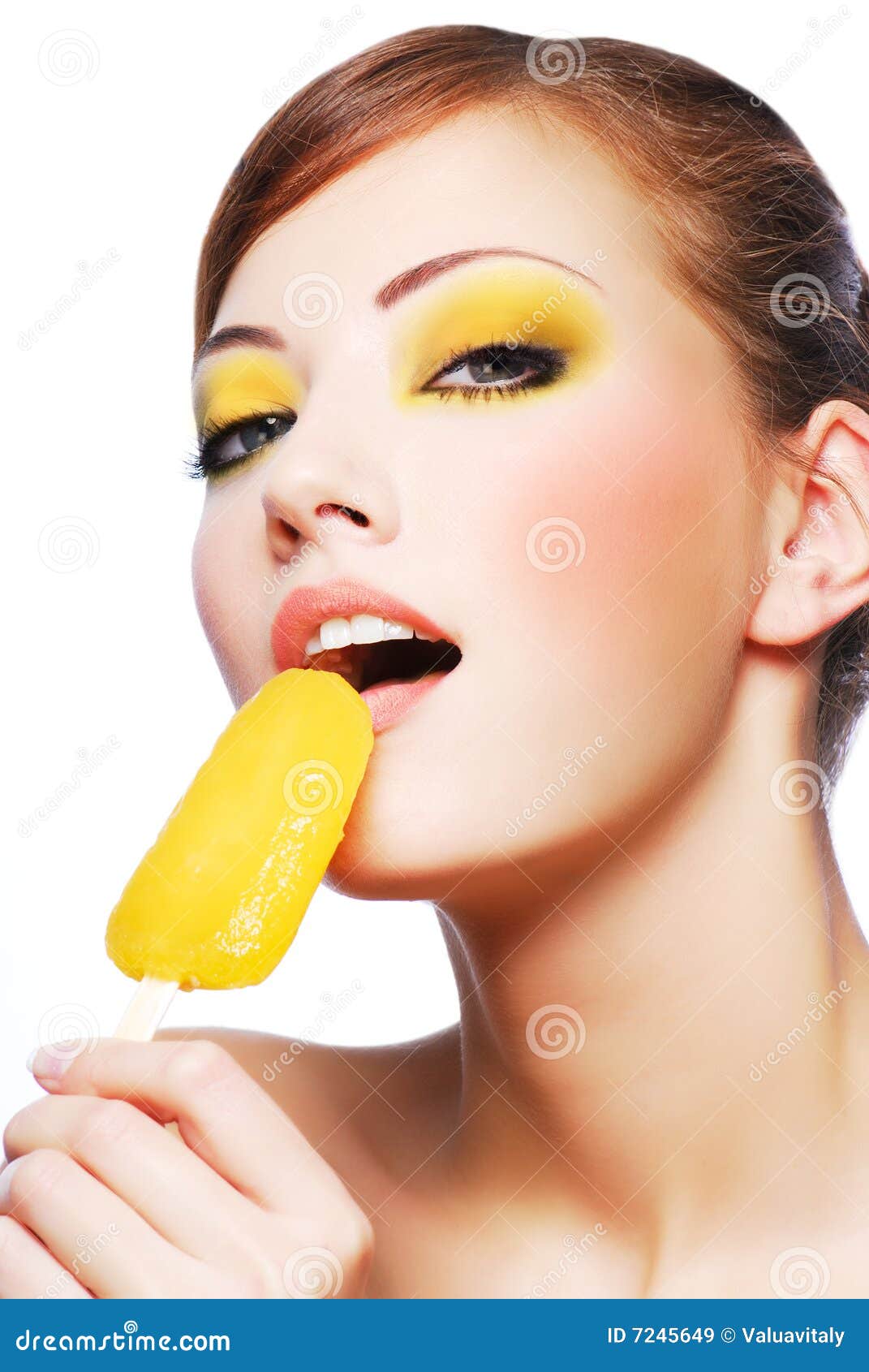 Yellow sweet icecream stock image. Image of cold, beauty 7245649