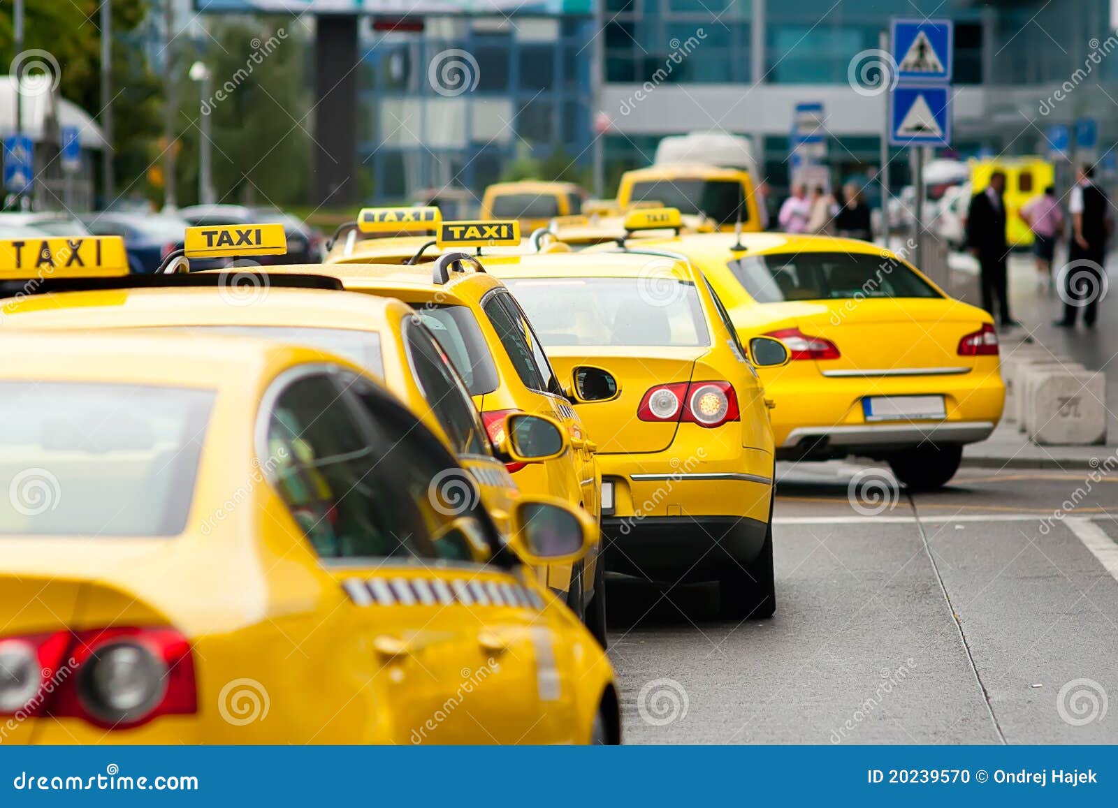 yellow taxi cabs