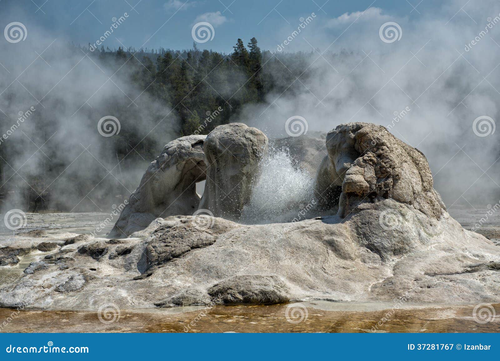 Yellowstone geyser stock image. Image of geology, cloudy 37281767