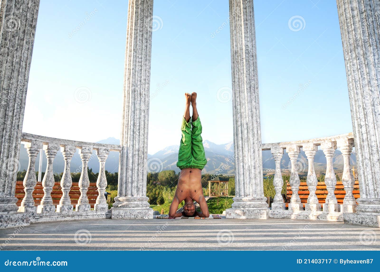 Yoga head stand lotus pose stock image. Image of meditation 21403717