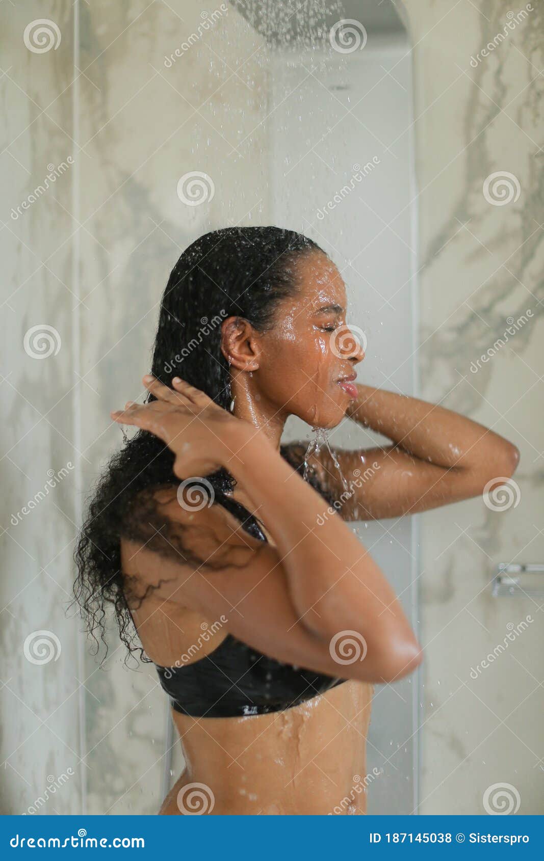 Pics Of Girls In Shower