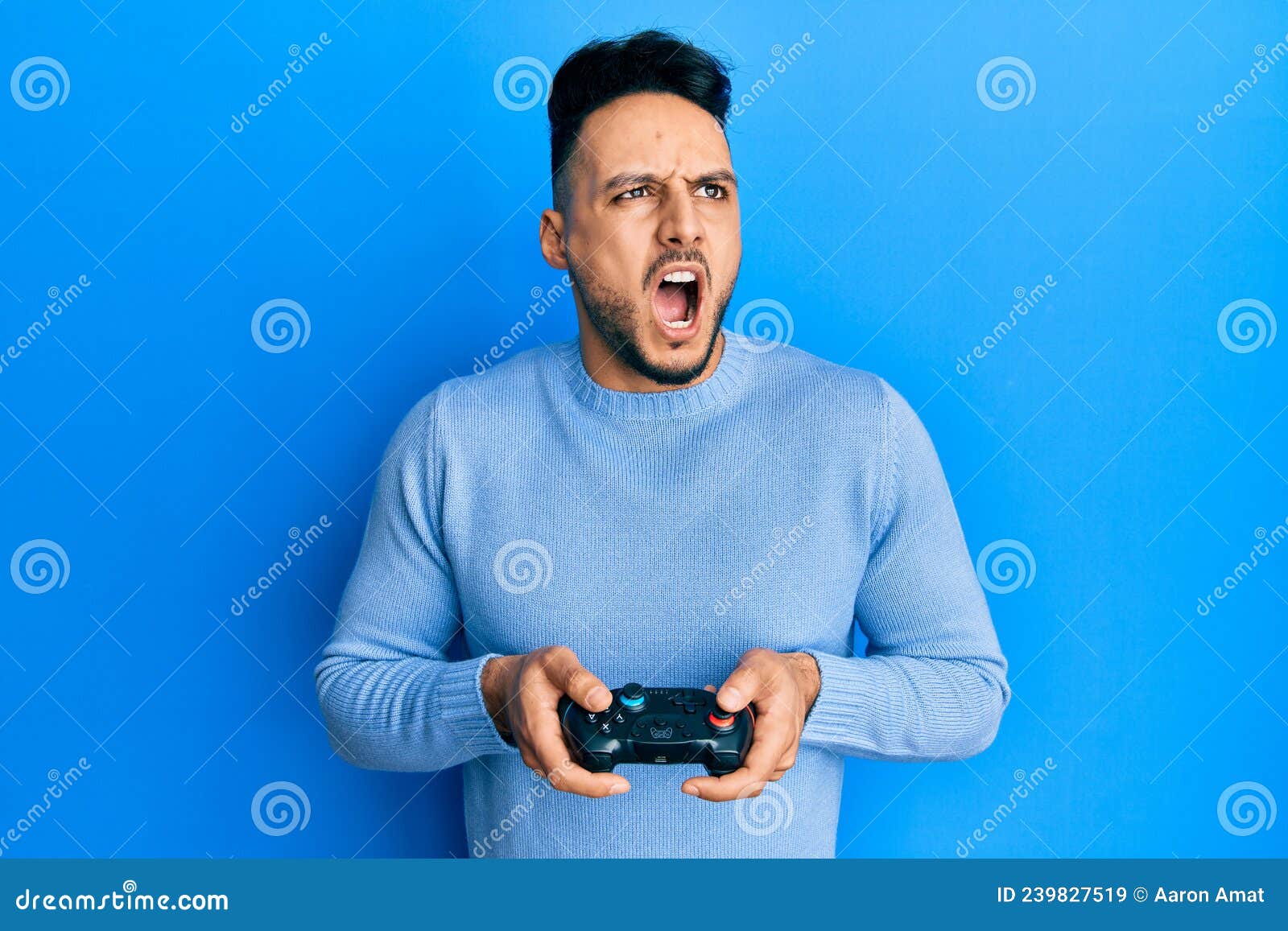 141,600+ Video Game Player Stock Photos, Pictures & Royalty-Free